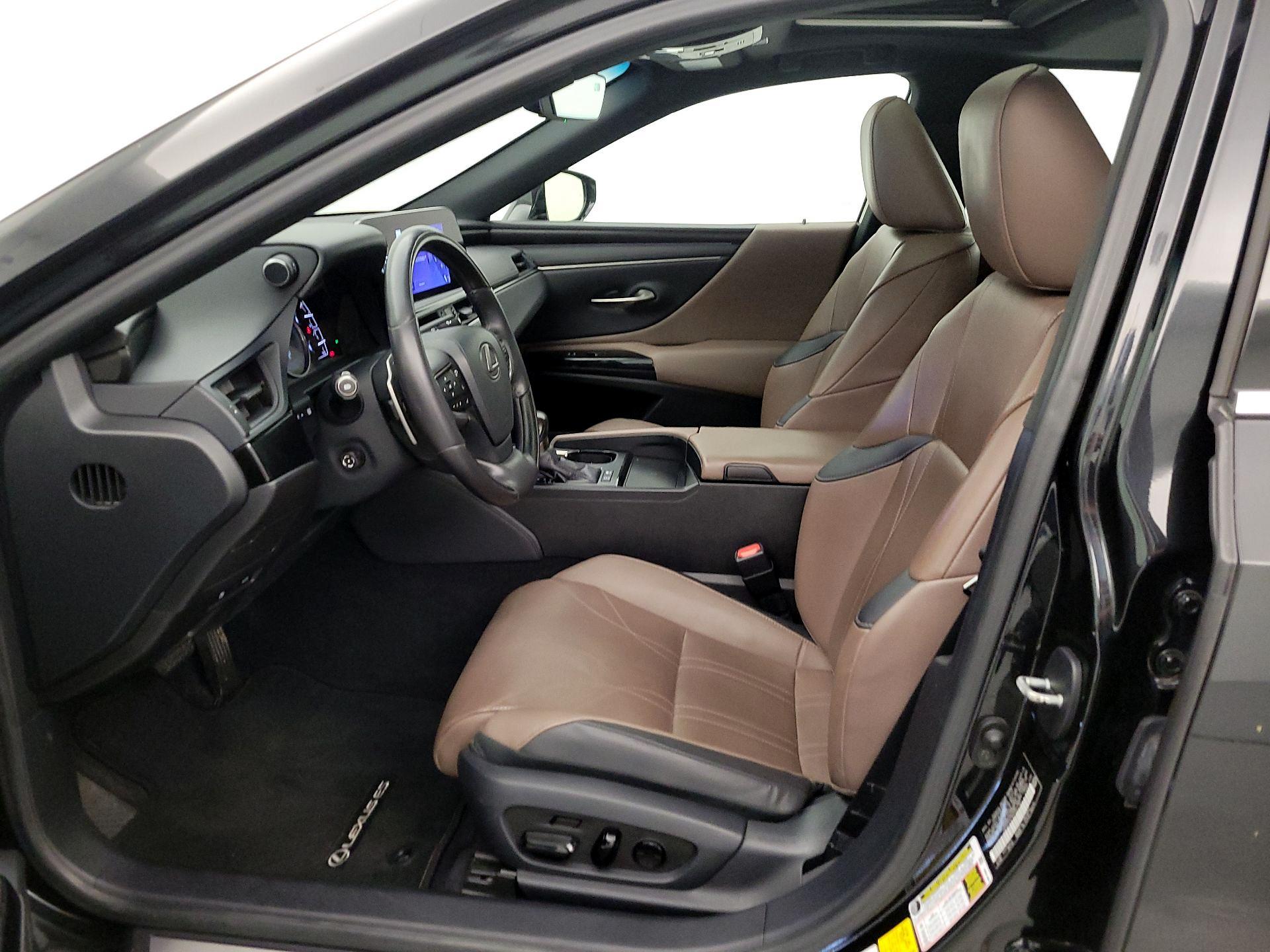 Thumbnail: 2023 Lexus ES - 11