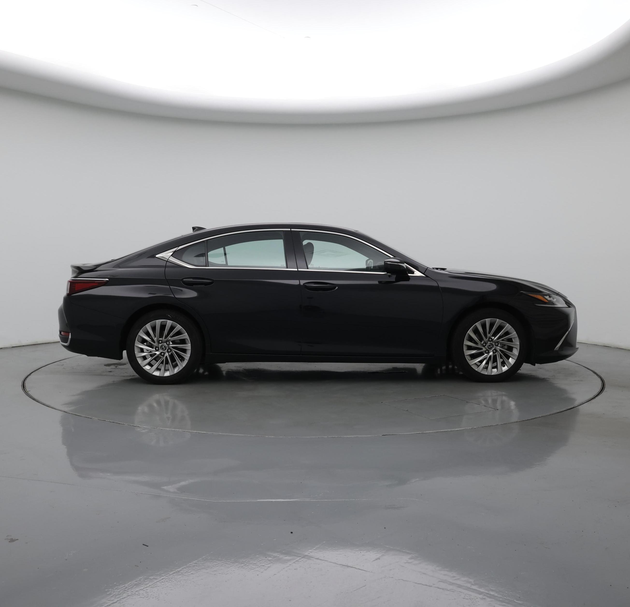 Thumbnail: 2023 Lexus ES - 7