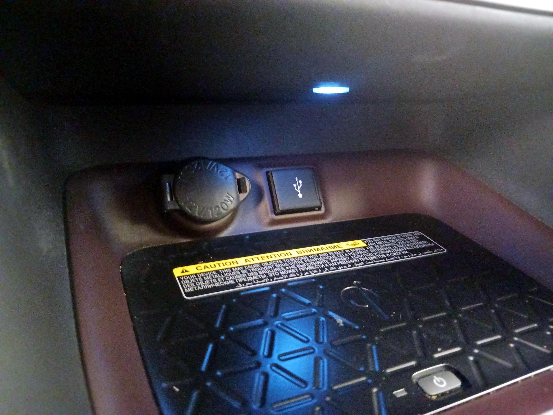Thumbnail: 2020 Toyota RAV4 - 19