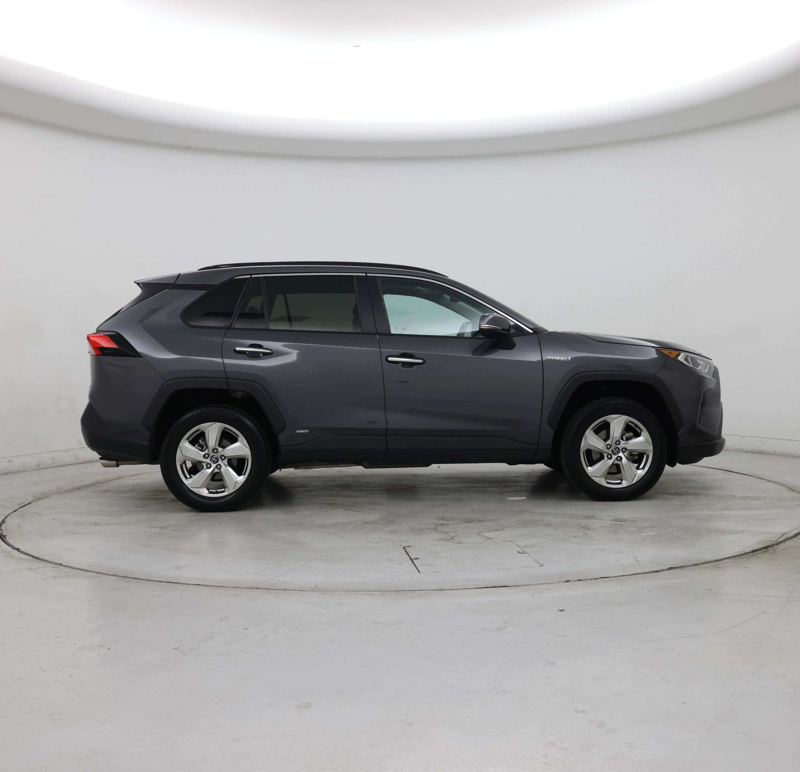Thumbnail: 2020 Toyota RAV4 - 7