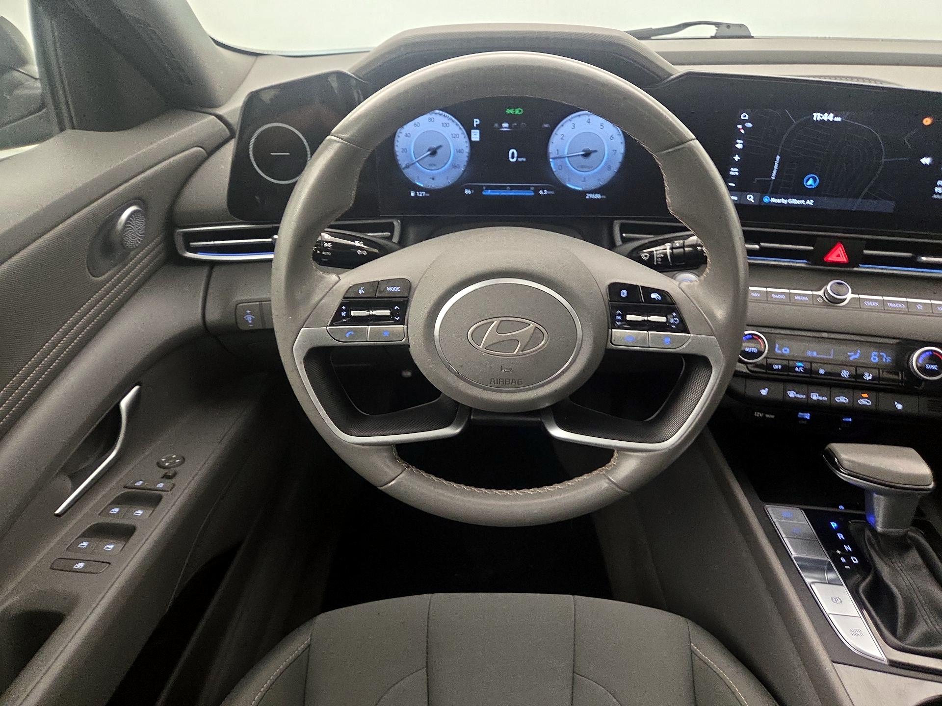 Thumbnail: 2025 Hyundai Elantra - 10