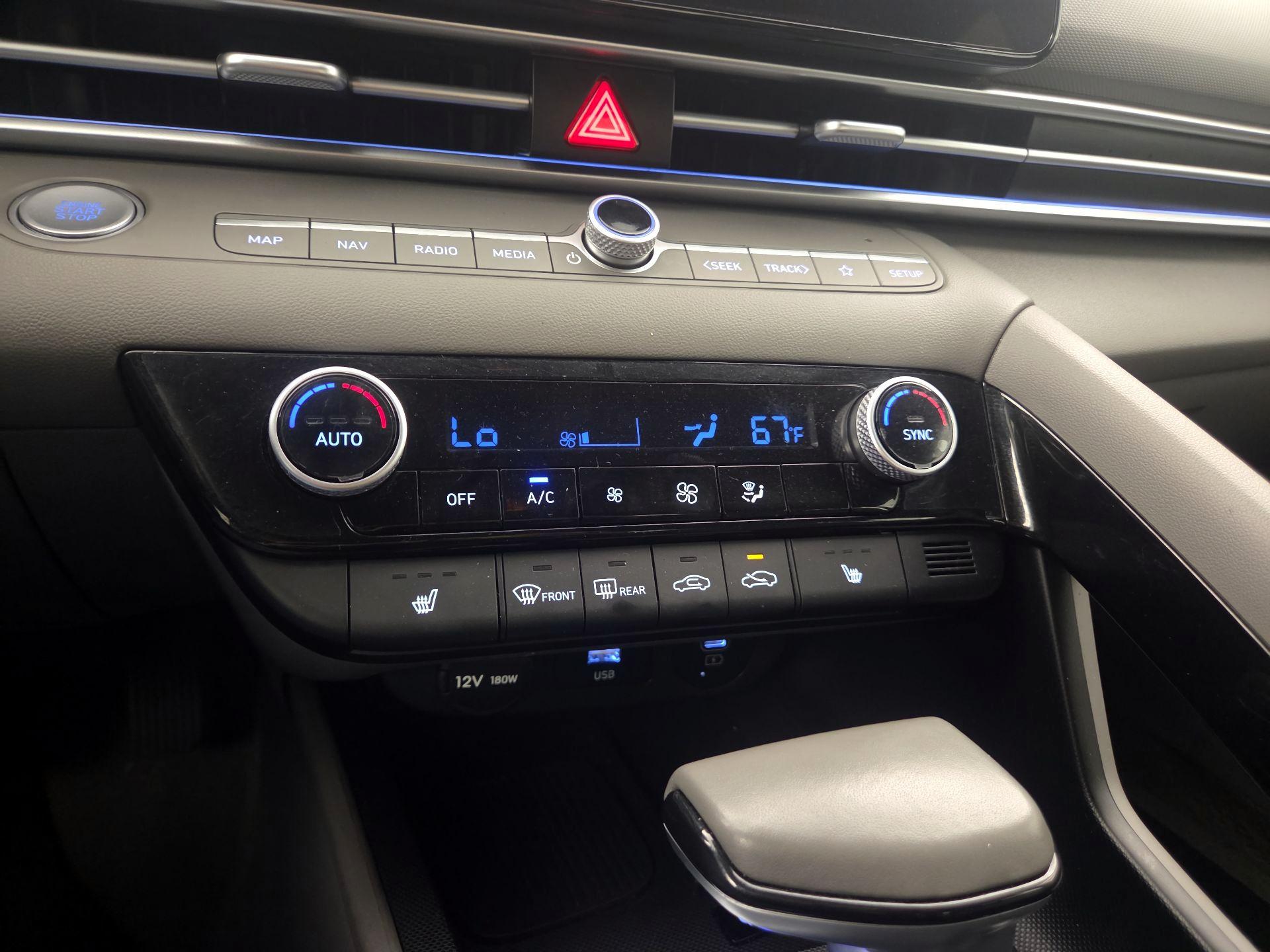 Thumbnail: 2025 Hyundai Elantra - 17