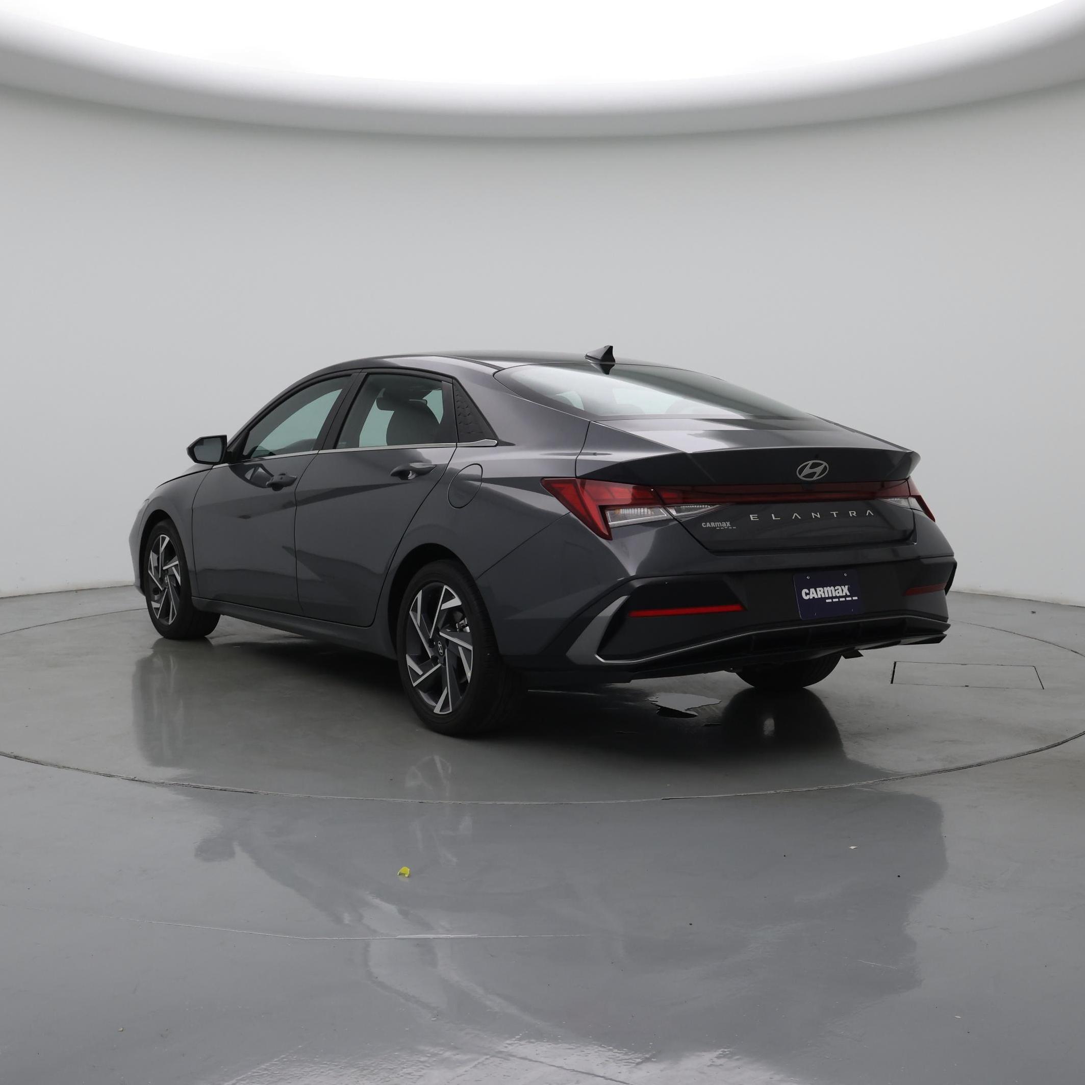 Thumbnail: 2025 Hyundai Elantra - 2