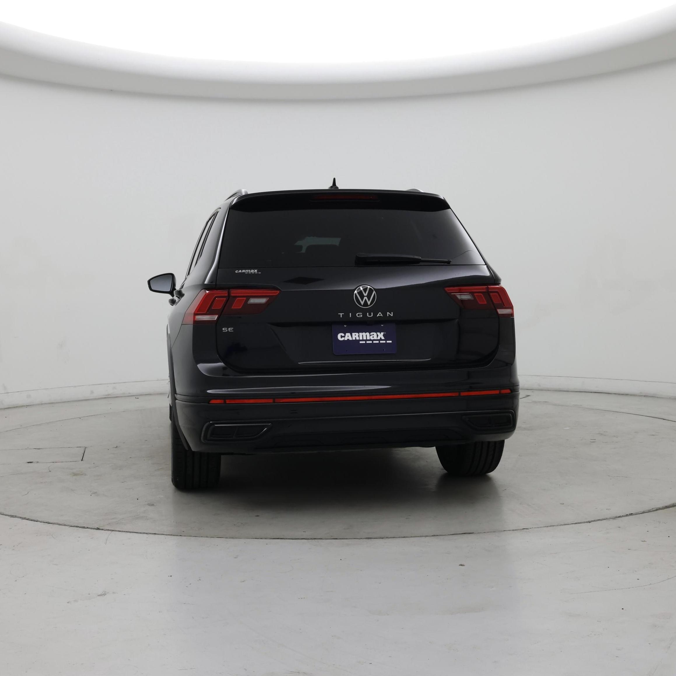 Thumbnail: 2023 Volkswagen Tiguan - 6