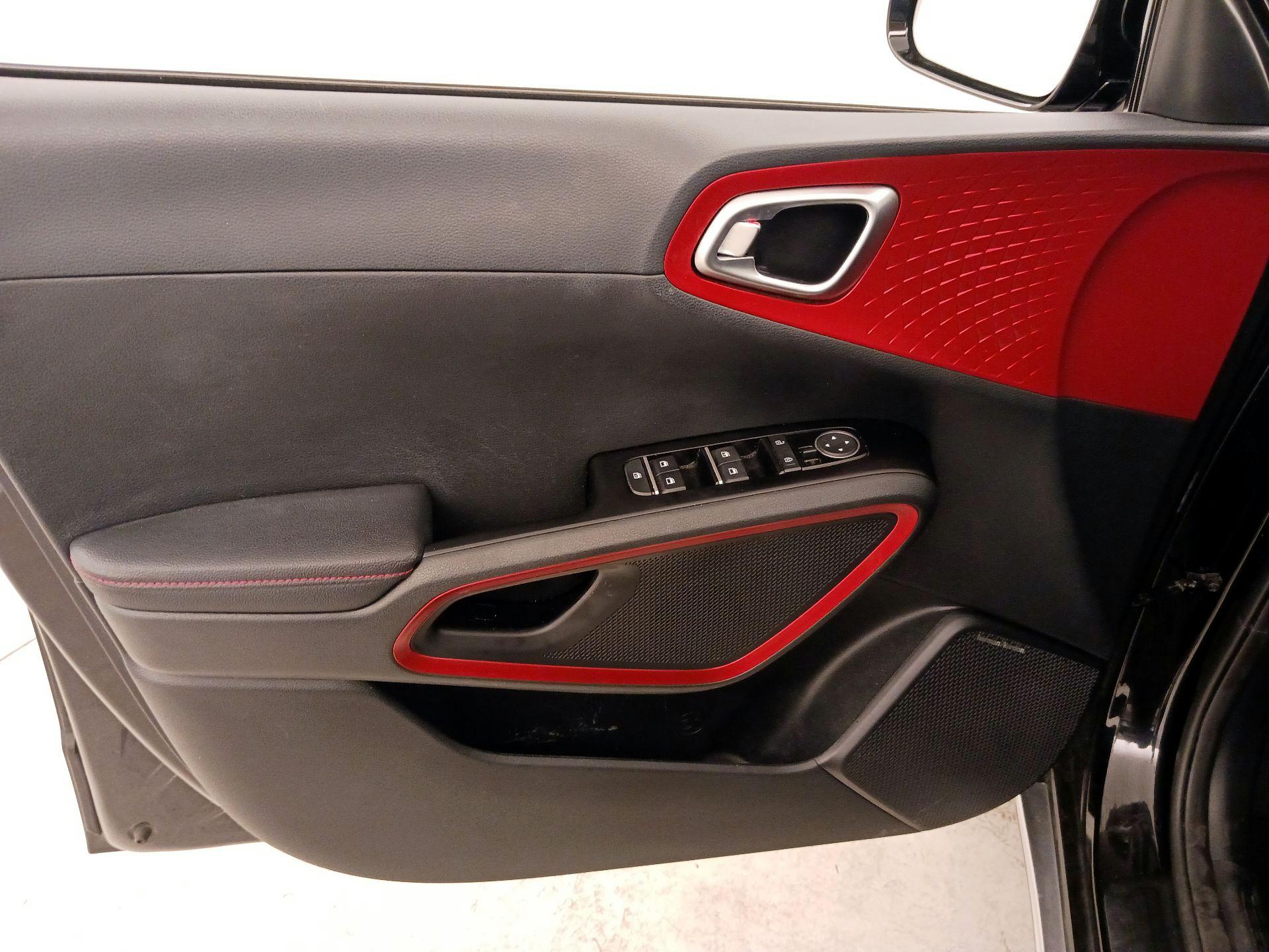 Thumbnail: 2023 Kia Soul - 12