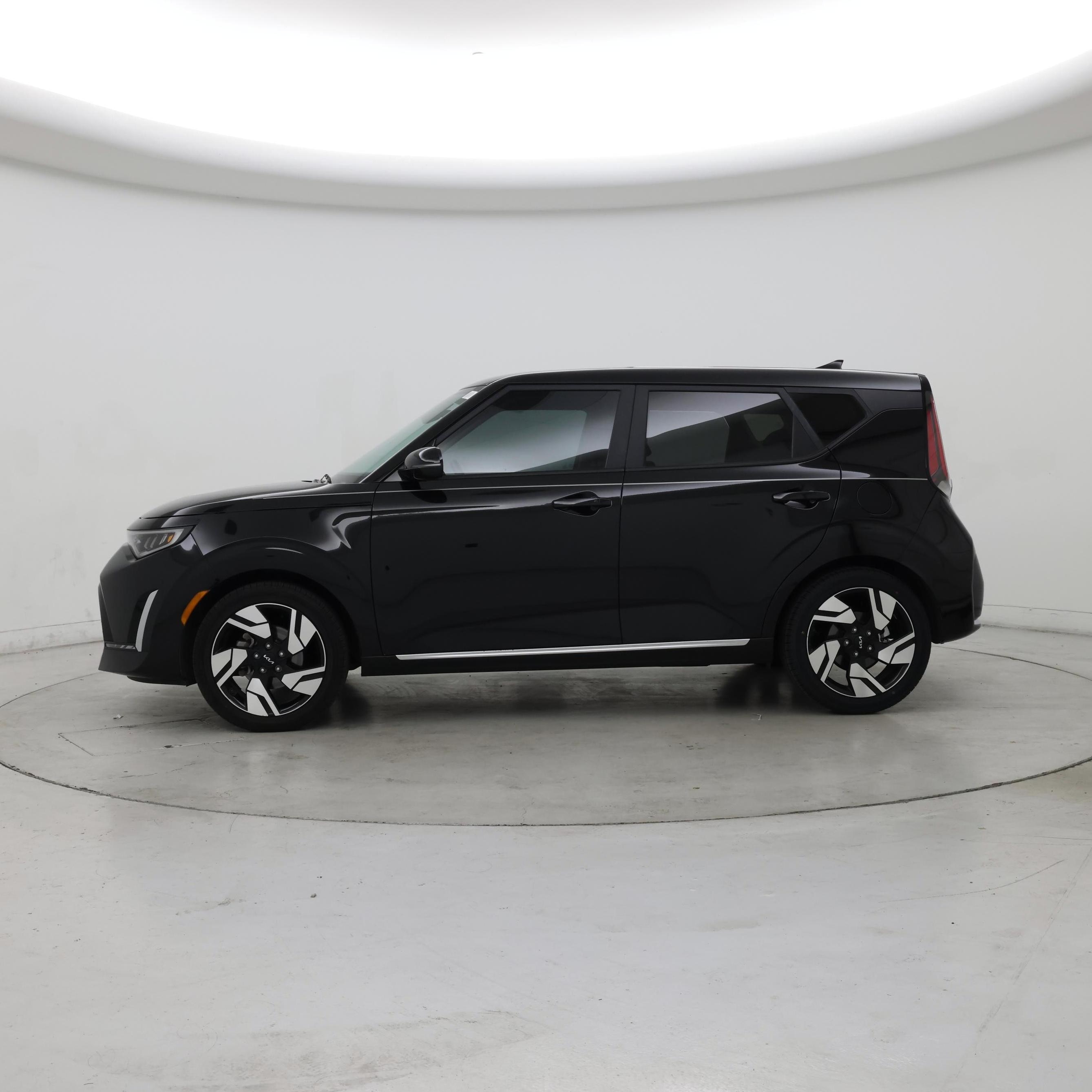 Thumbnail: 2023 Kia Soul - 3