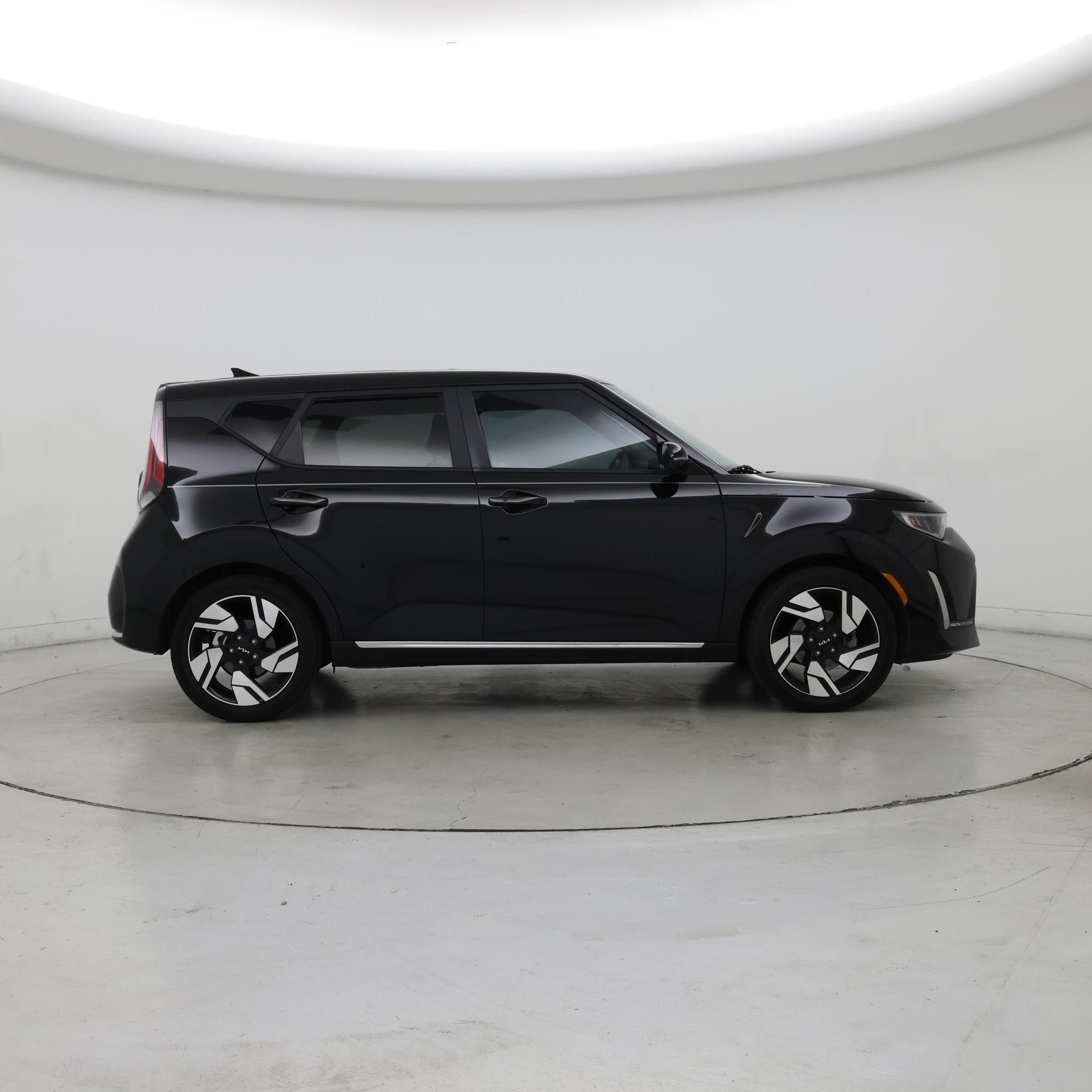 Thumbnail: 2023 Kia Soul - 7