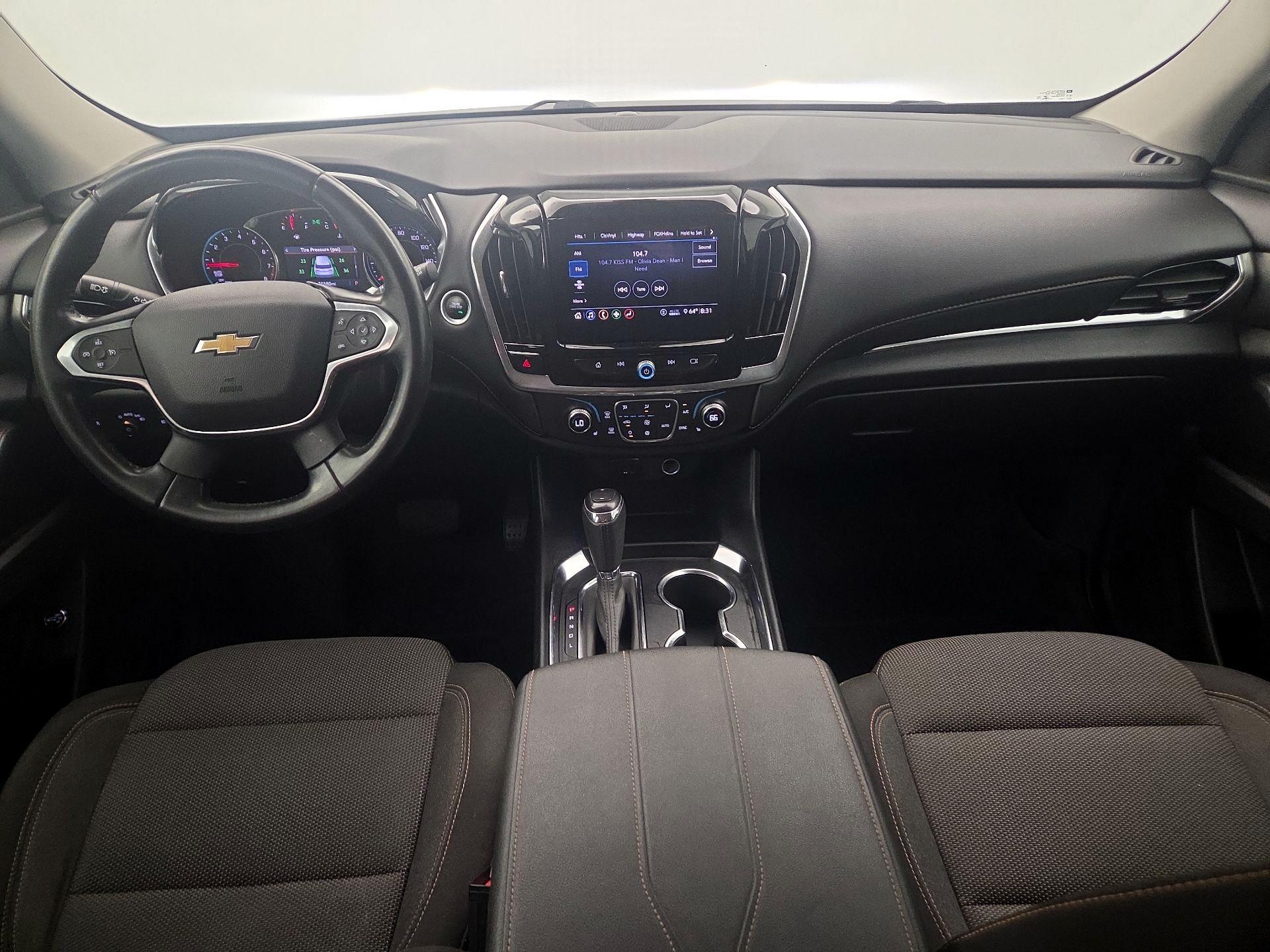 Thumbnail: 2020 Chevrolet Traverse - 9