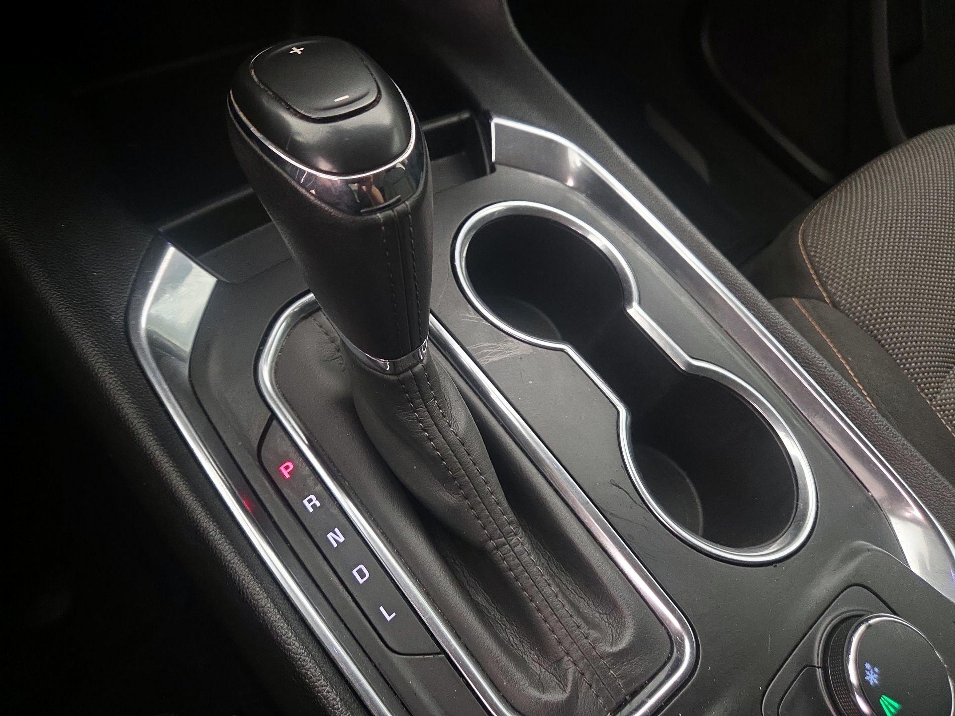 Thumbnail: 2020 Chevrolet Traverse - 17