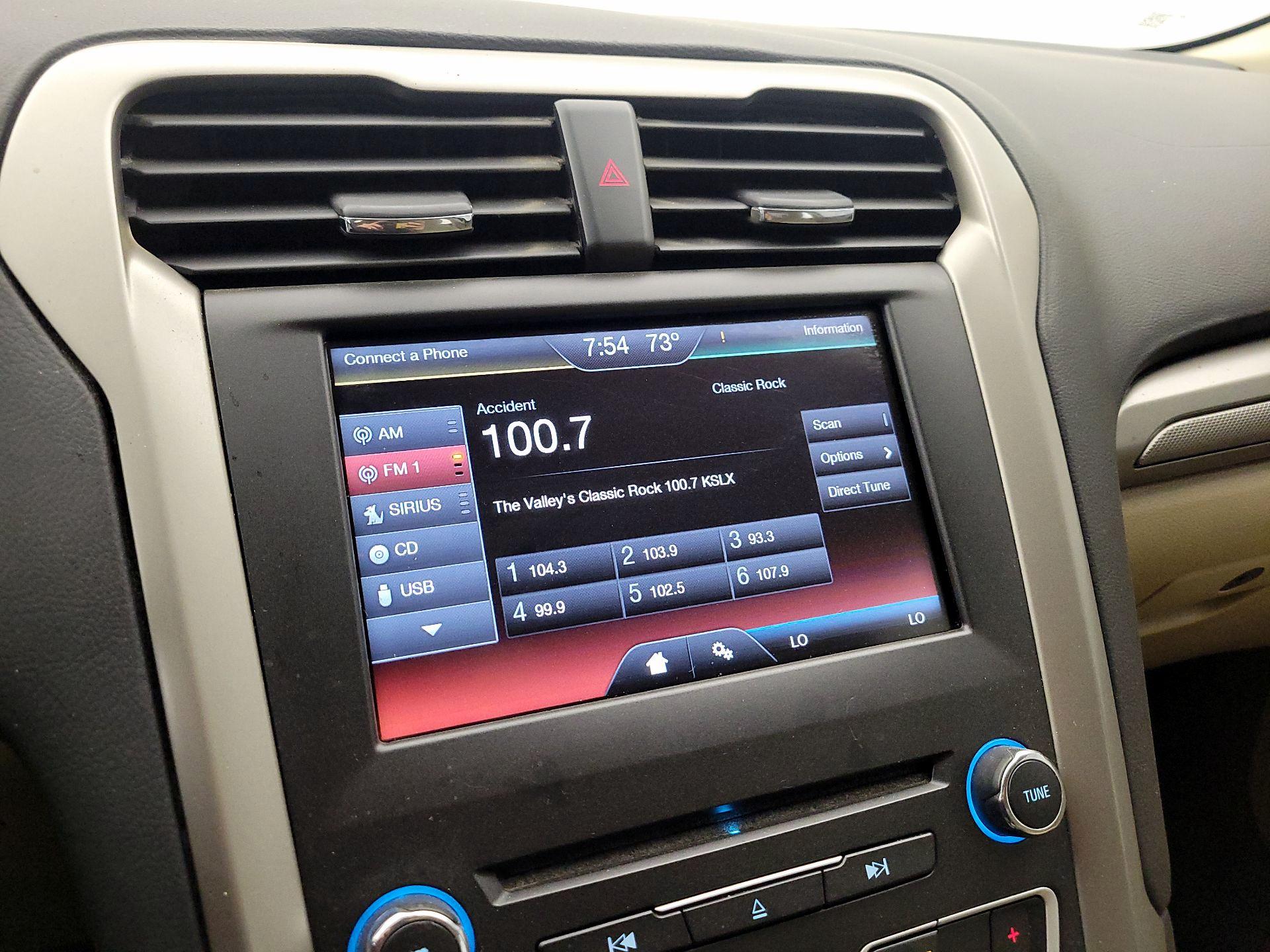 Thumbnail: 2016 Ford Fusion - 15