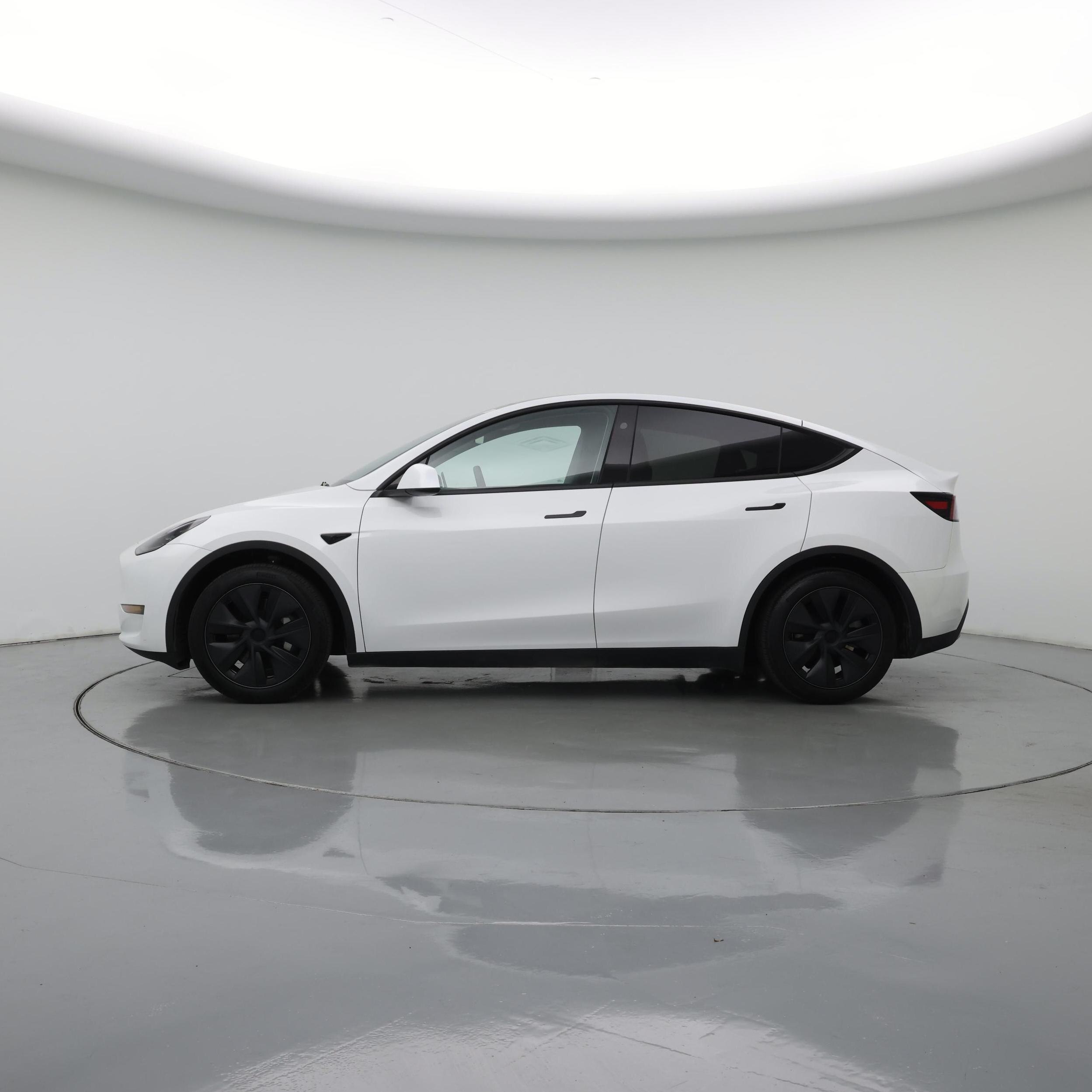 Thumbnail: 2024 Tesla Model Y - 3
