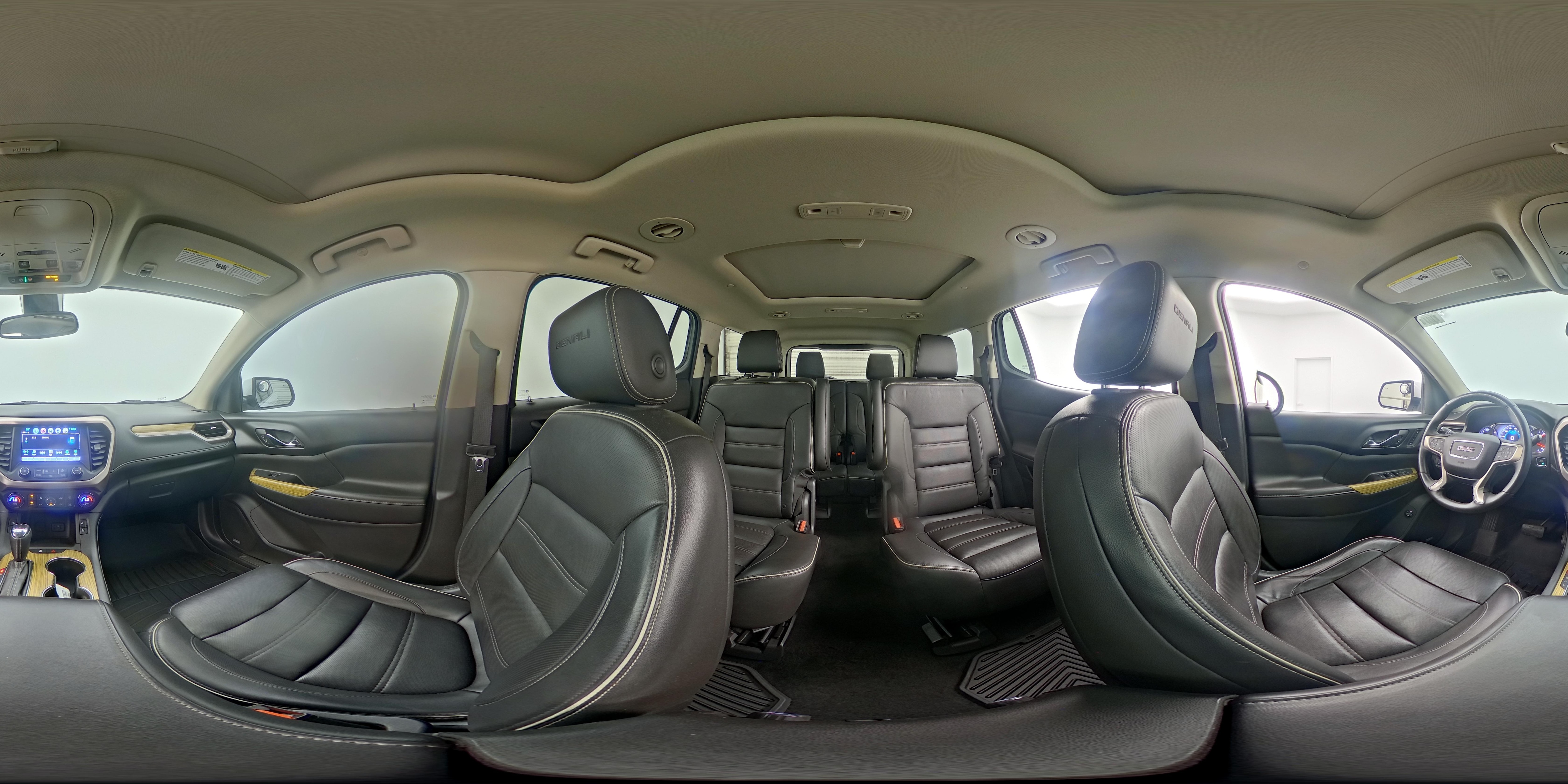 2017 GMC Acadia Denali - Photo 28