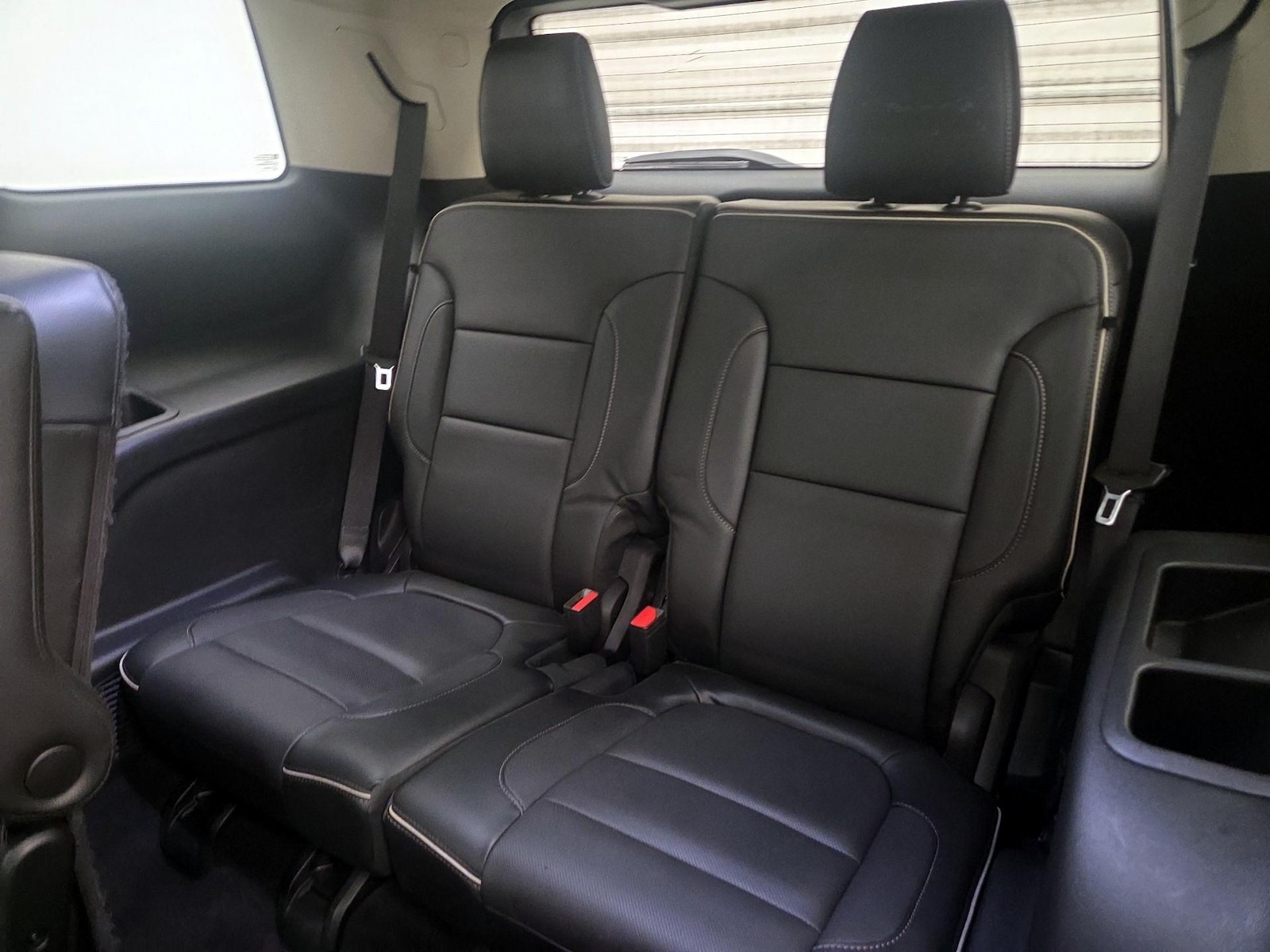 2017 GMC Acadia Denali - Photo 22
