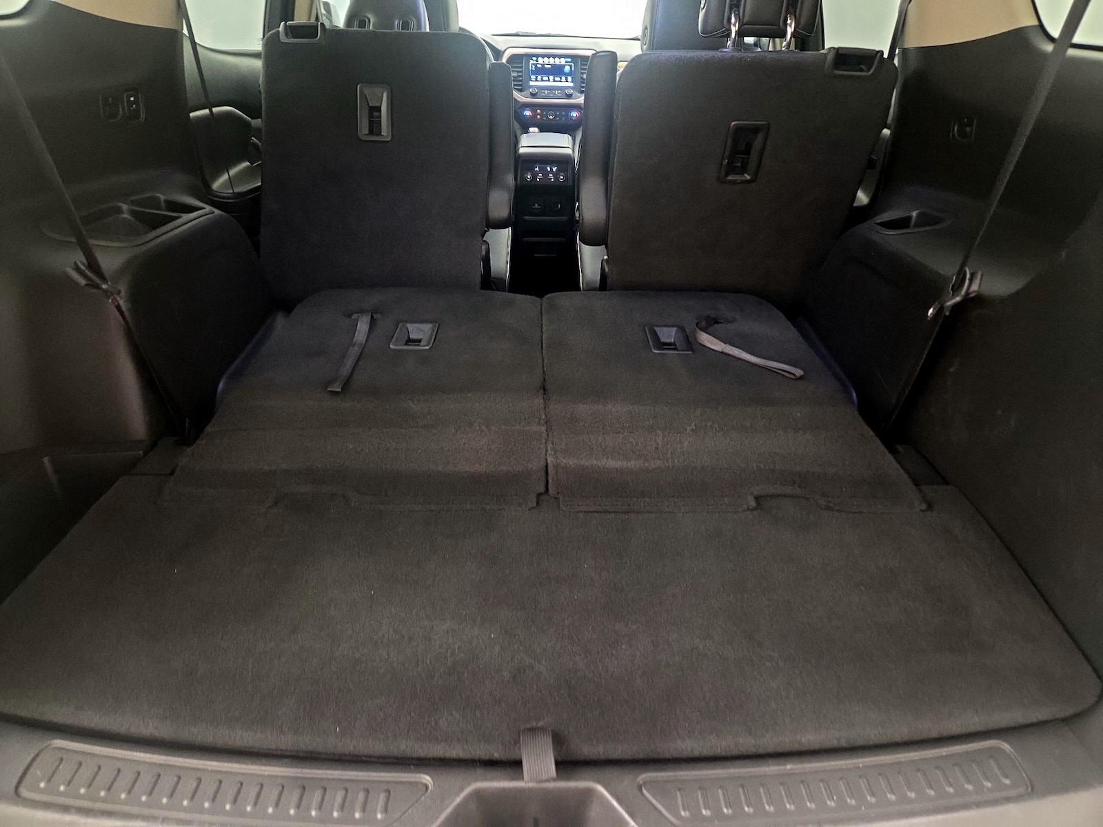 2017 GMC Acadia Denali - Photo 24
