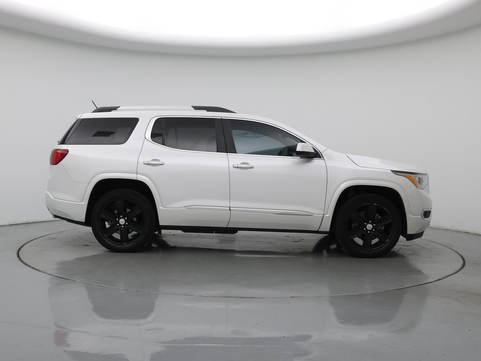2017 GMC Acadia Denali - Photo 8