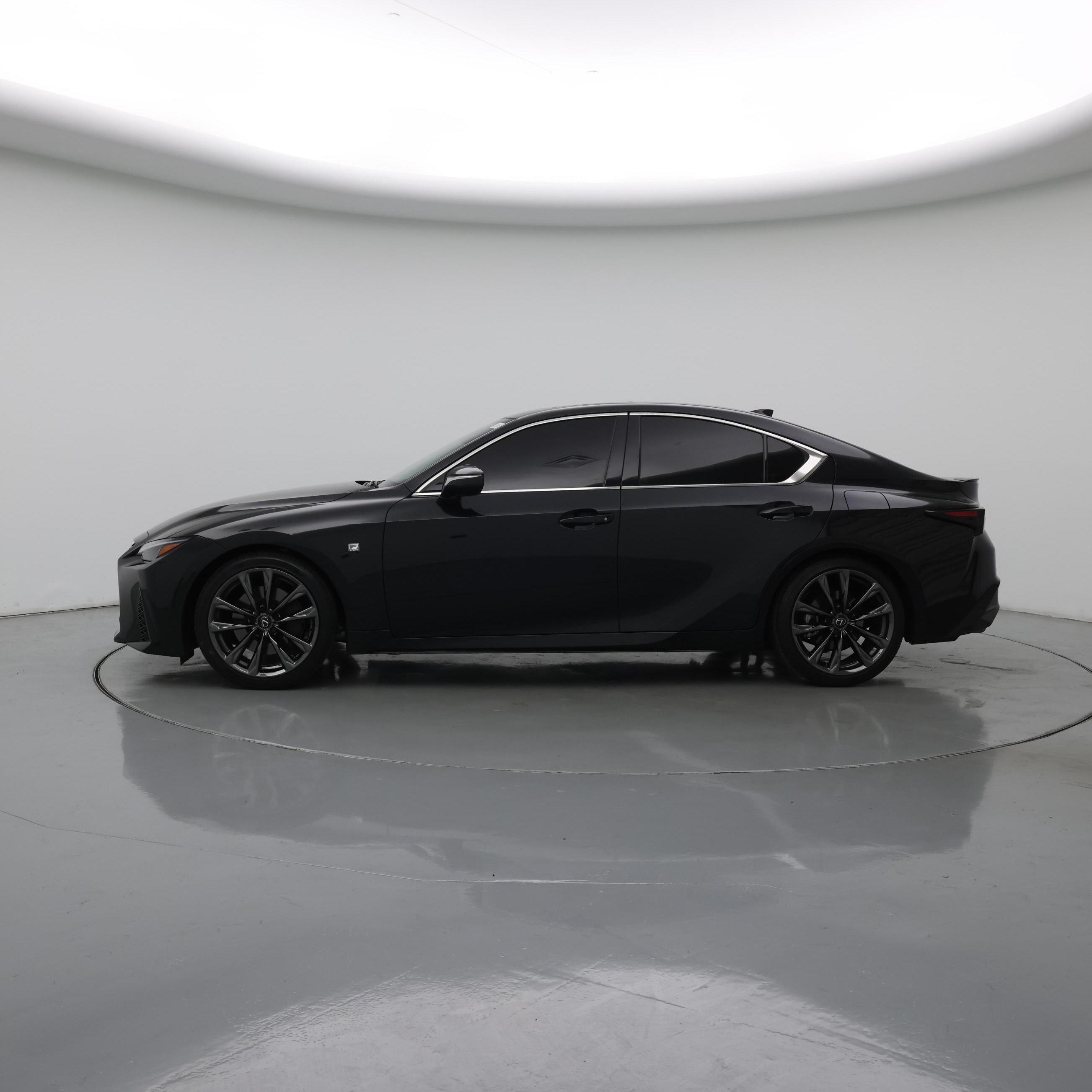 Thumbnail: 2023 Lexus IS - 3