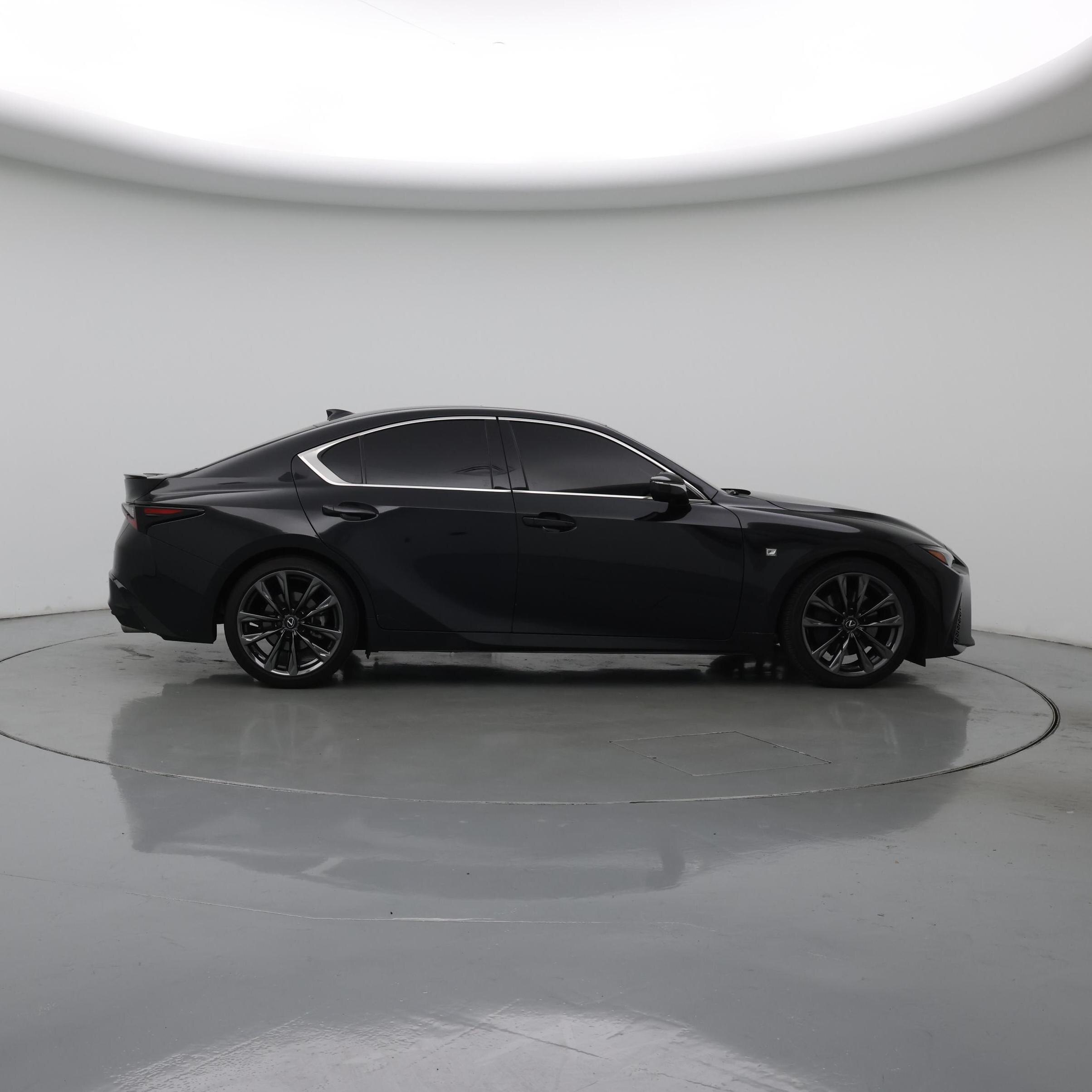 Thumbnail: 2023 Lexus IS - 7