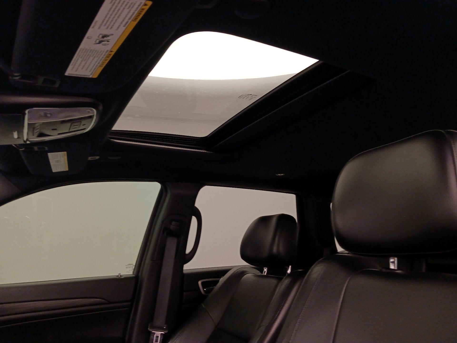 Thumbnail: 2021 Jeep Grand Cherokee - 20