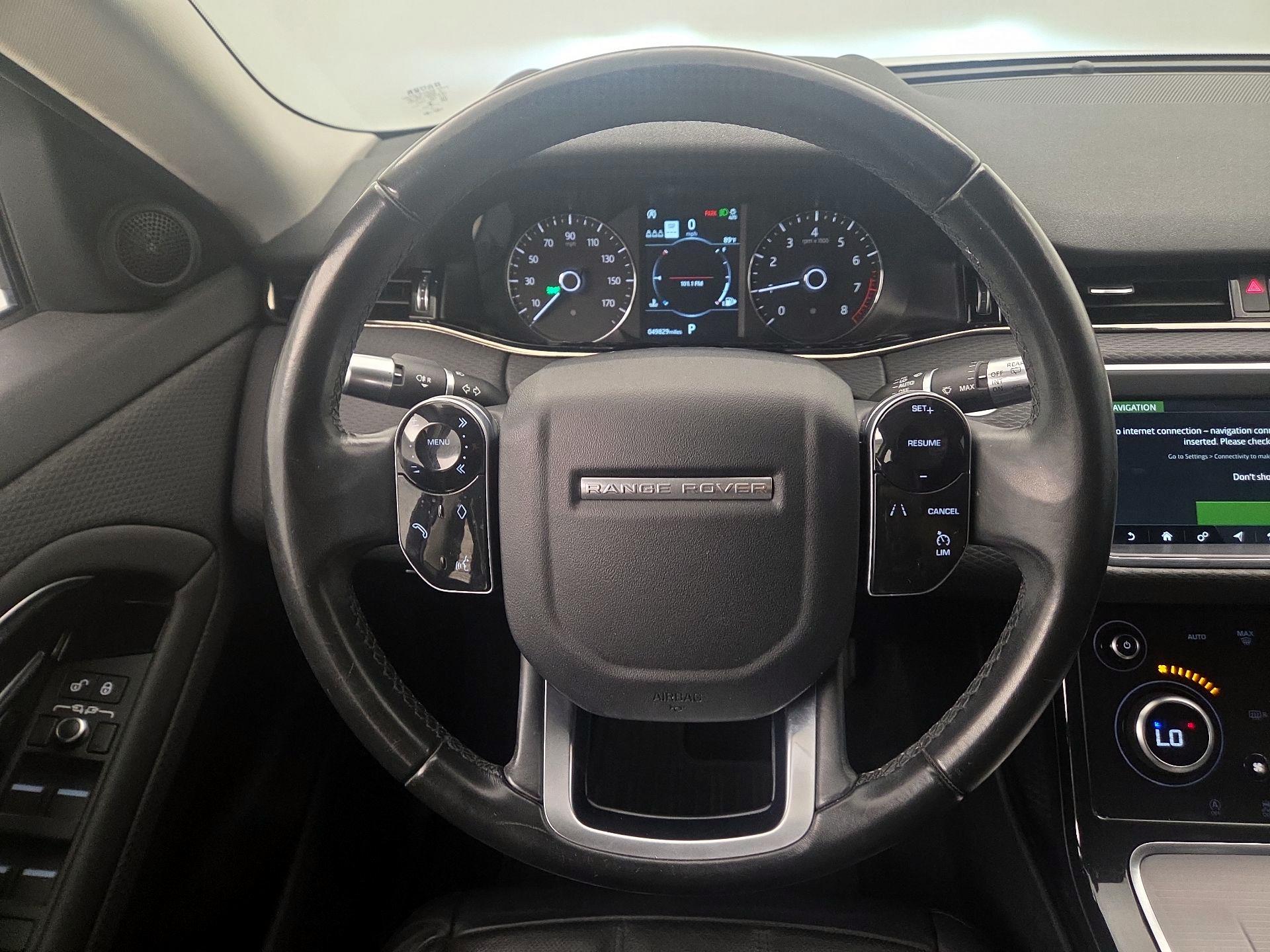 Thumbnail: 2020 Land Rover Range Rover Evoque - 10