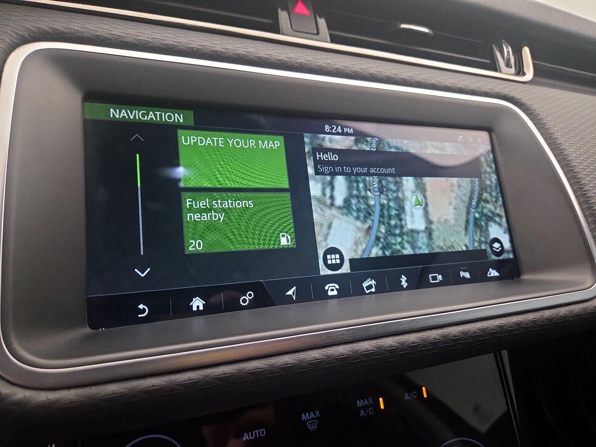 Thumbnail: 2020 Land Rover Range Rover Evoque - 14