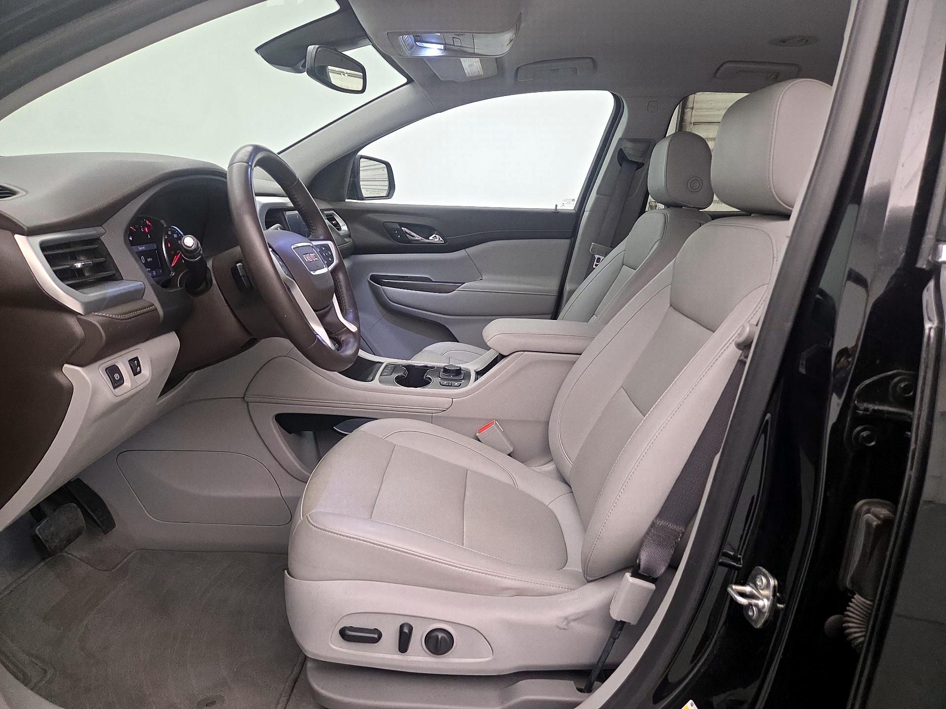 Thumbnail: 2021 GMC Acadia - 11