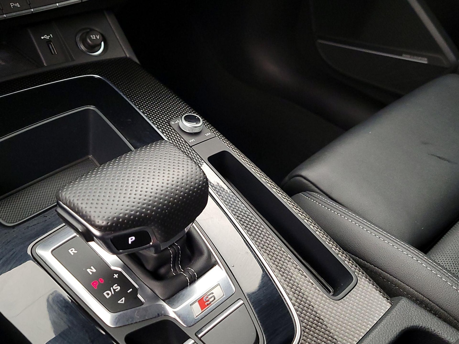 2022 Audi SQ5 Premium Plus - Photo 19