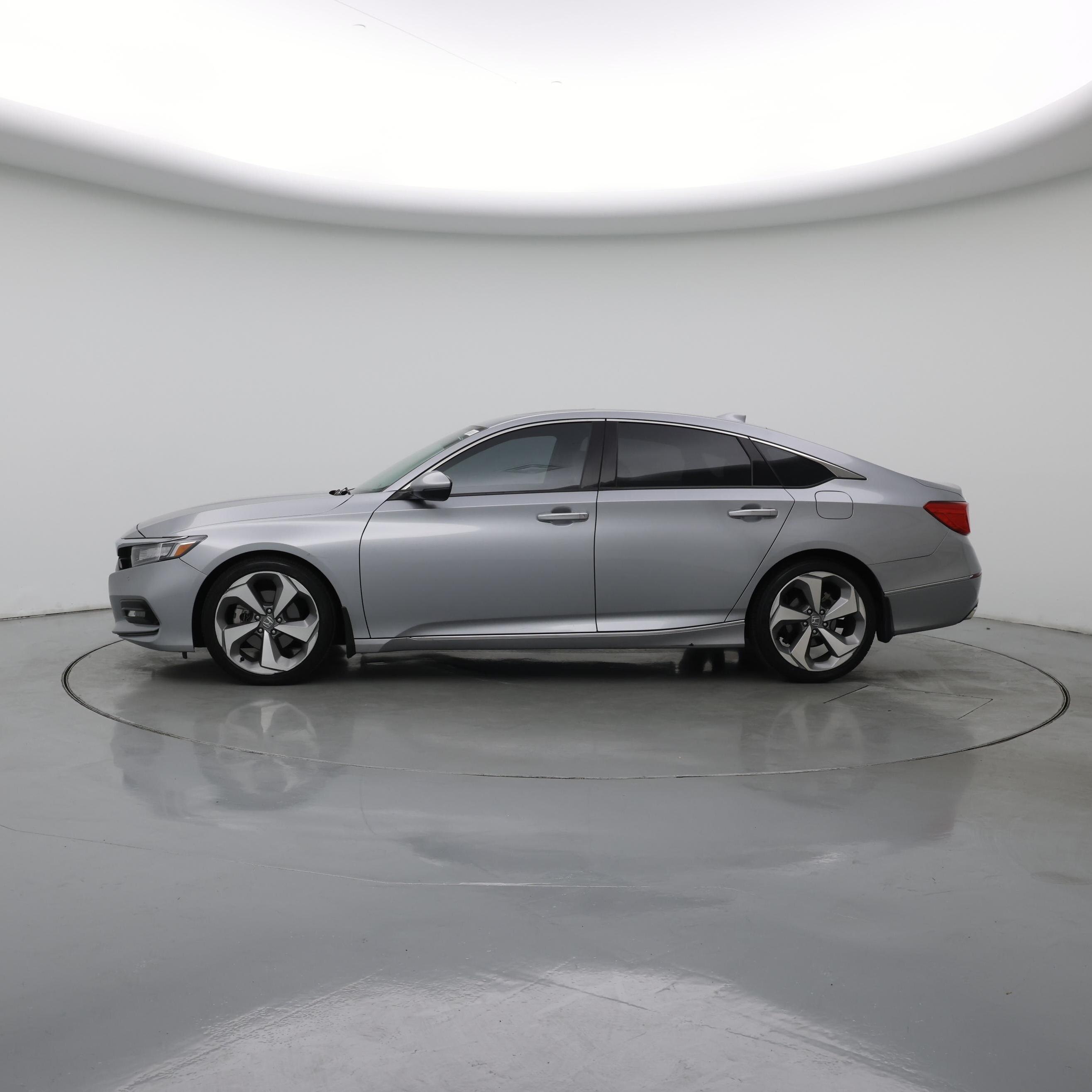 Thumbnail: 2018 Honda Accord - 3
