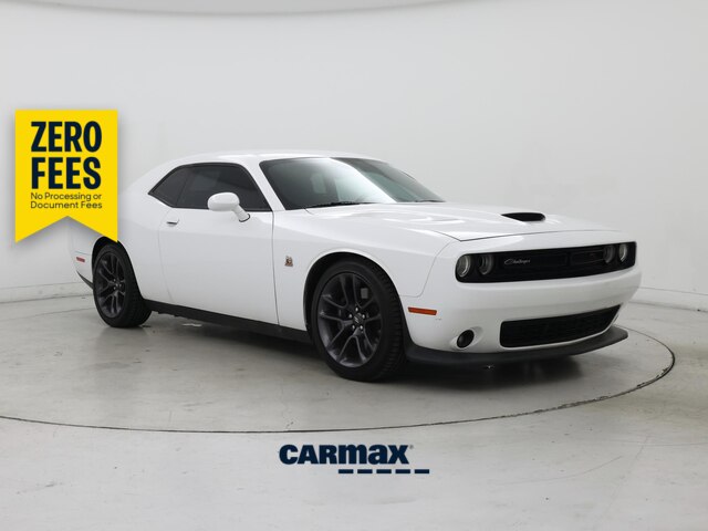 White 2023 Dodge Challenger Coupe Rear-Wheel Drive Manual