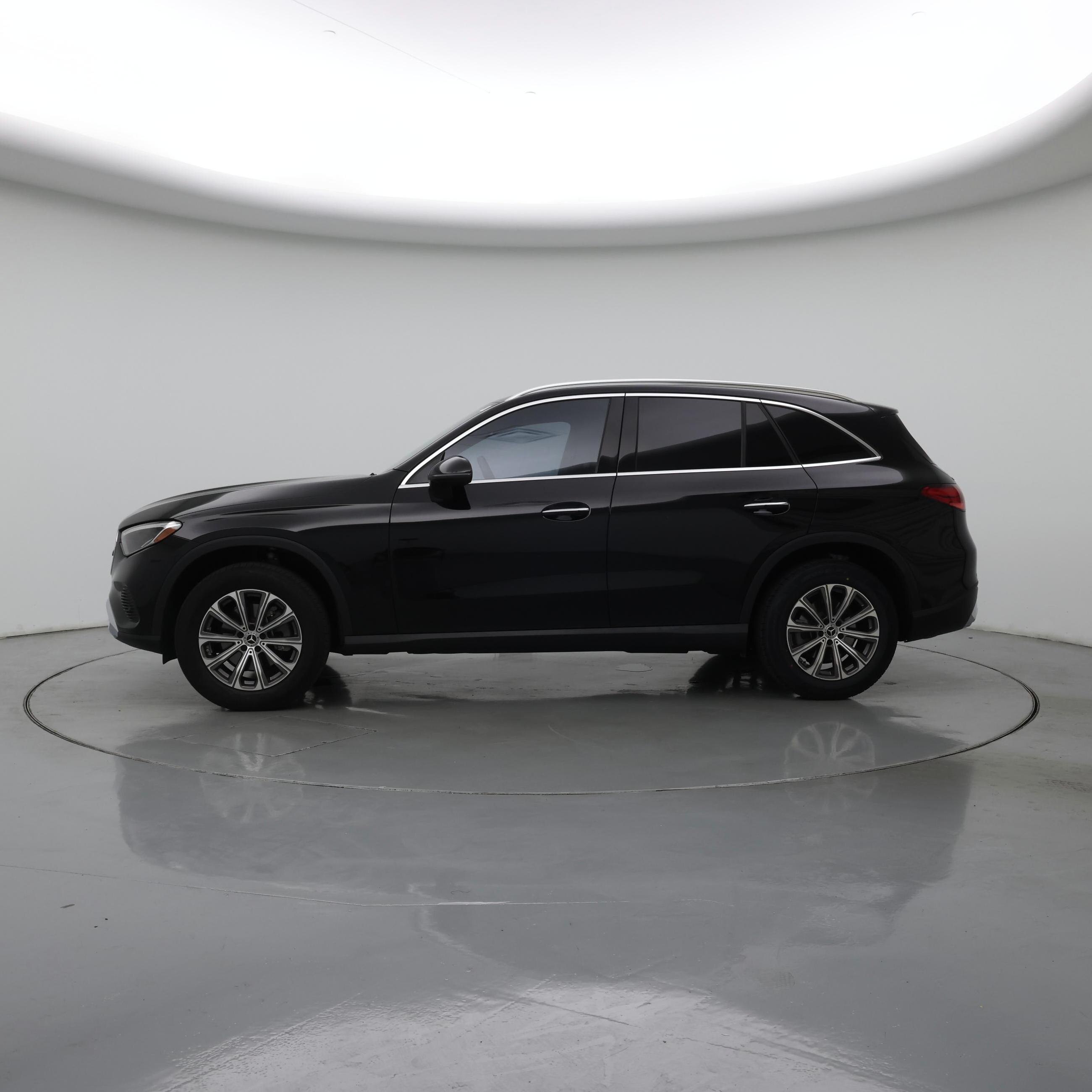 Thumbnail: 2024 Mercedes-Benz GLC - 3
