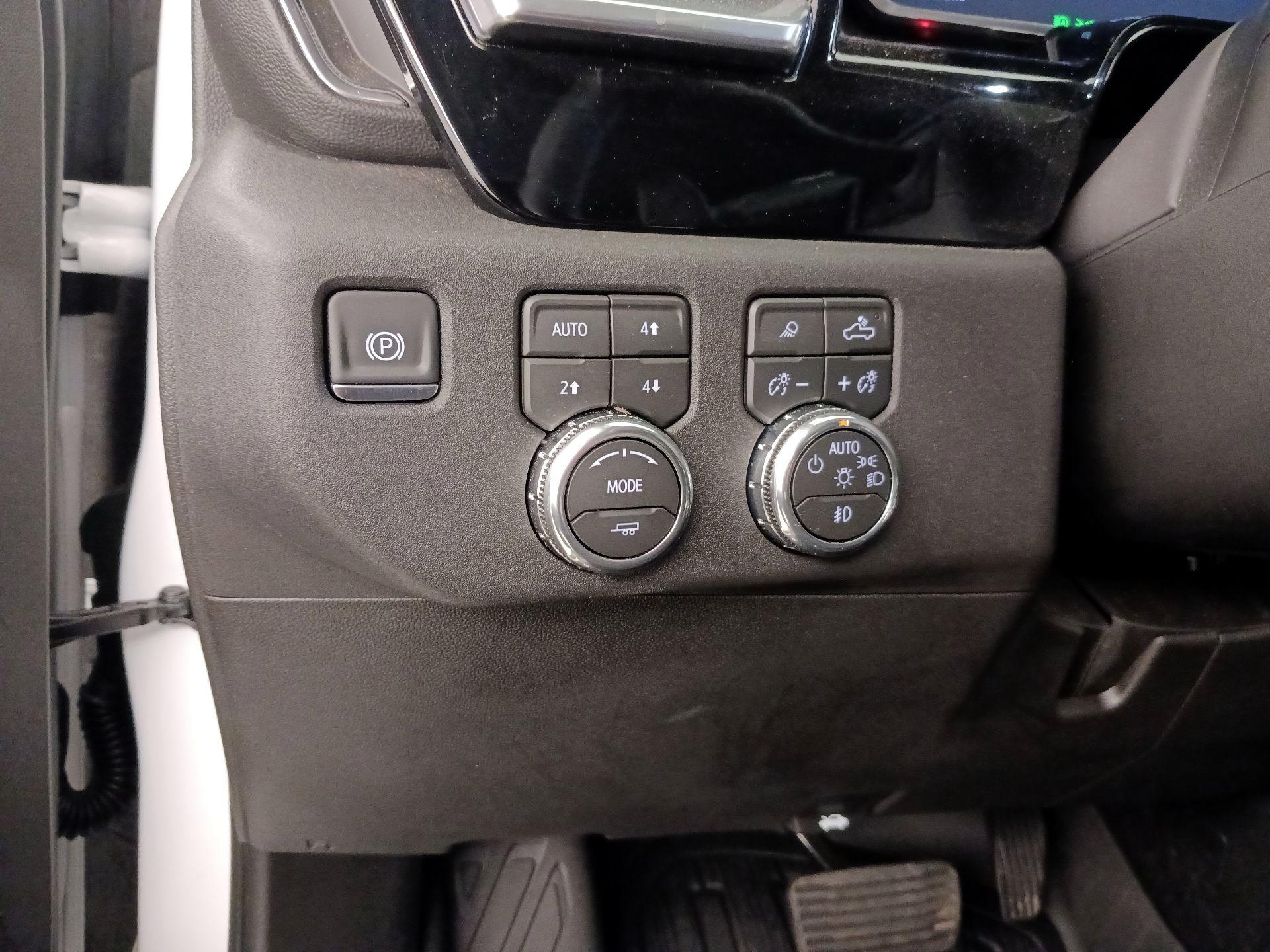 Thumbnail: 2026 GMC Sierra 1500 - 13