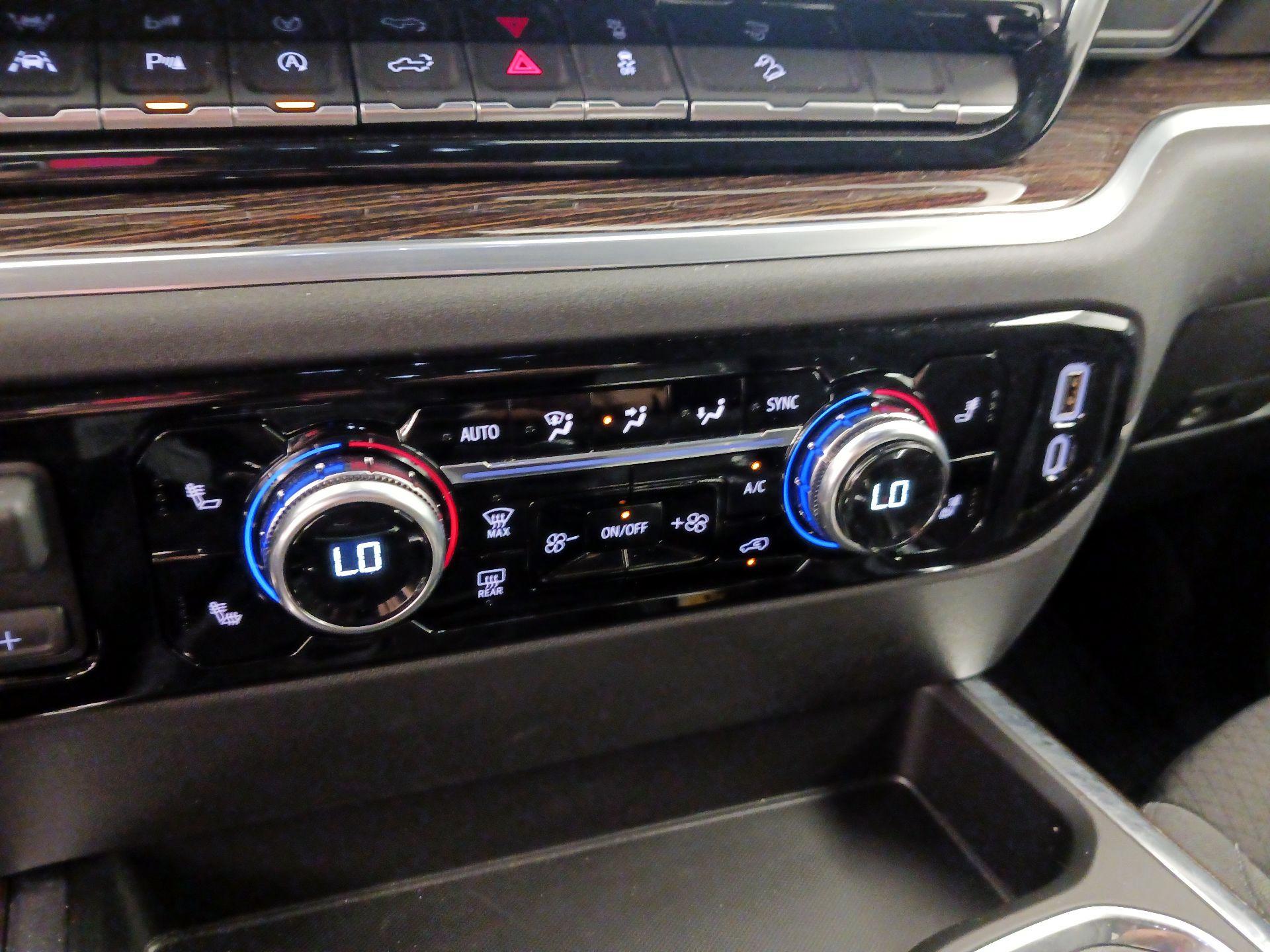 Thumbnail: 2026 GMC Sierra 1500 - 17