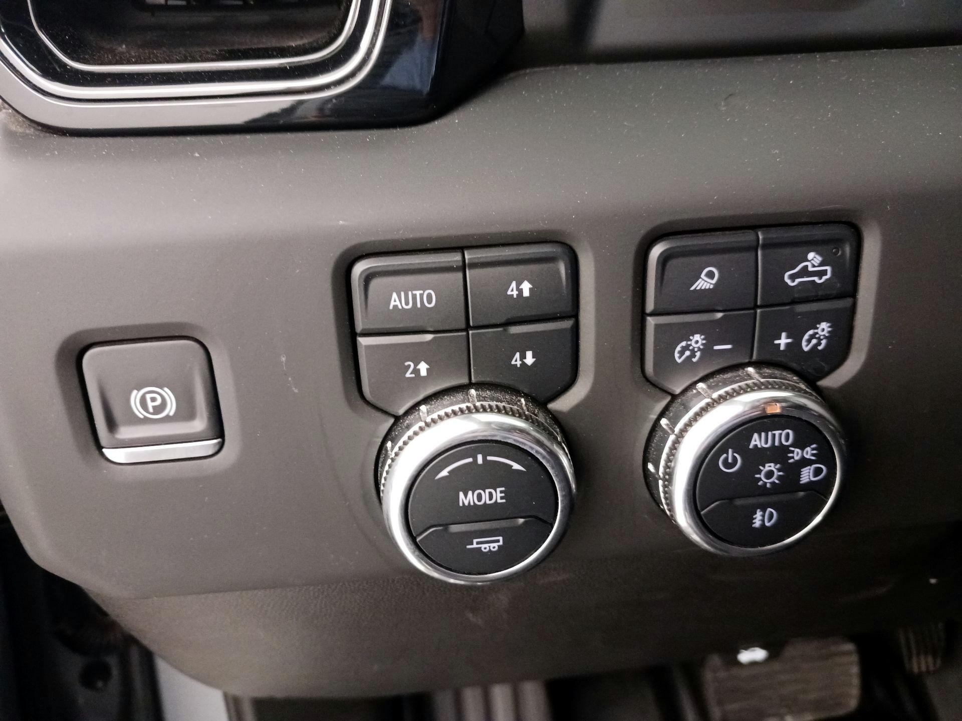 Thumbnail: 2025 GMC Sierra 1500 - 13