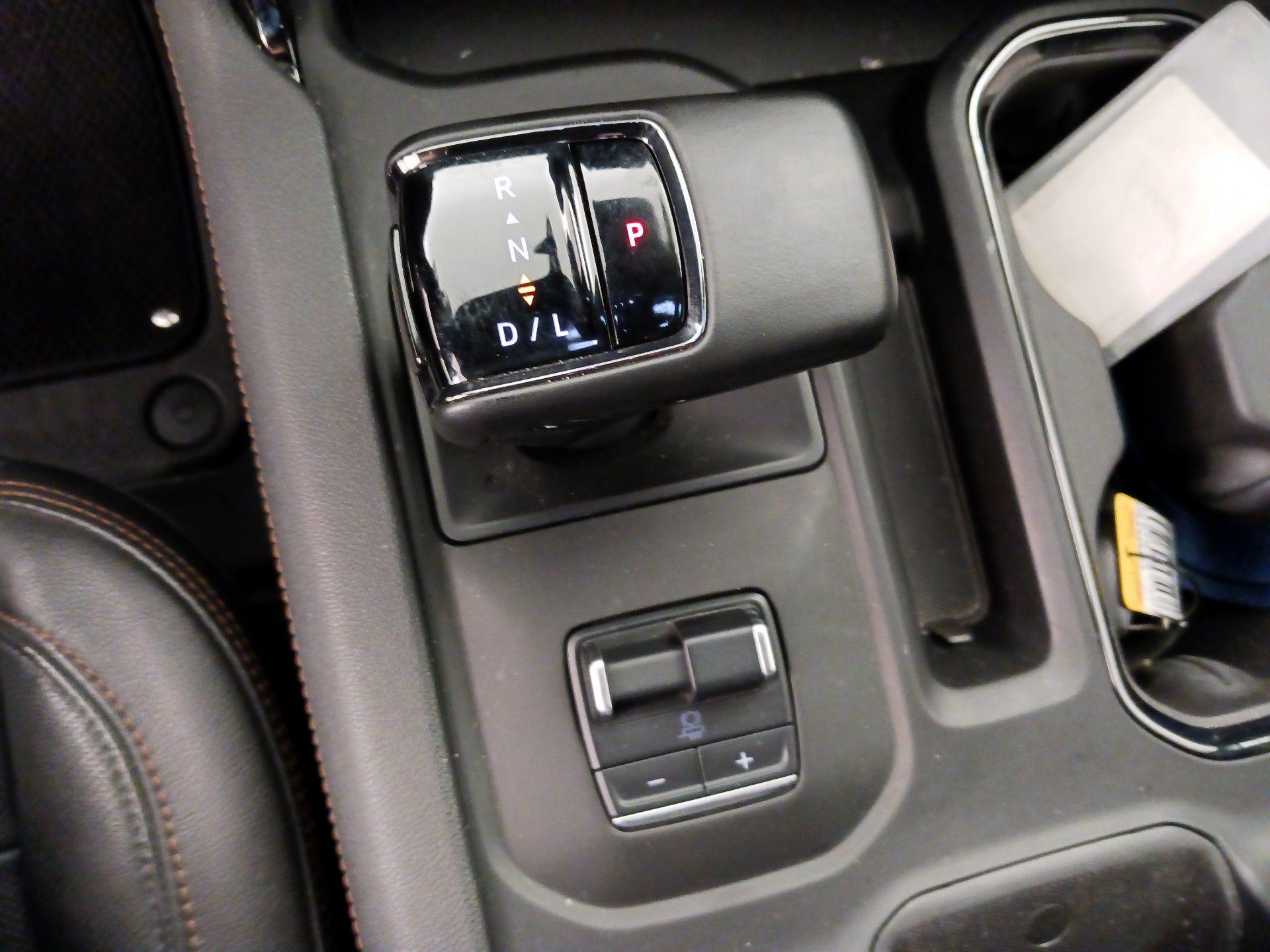 Thumbnail: 2025 GMC Sierra 1500 - 17