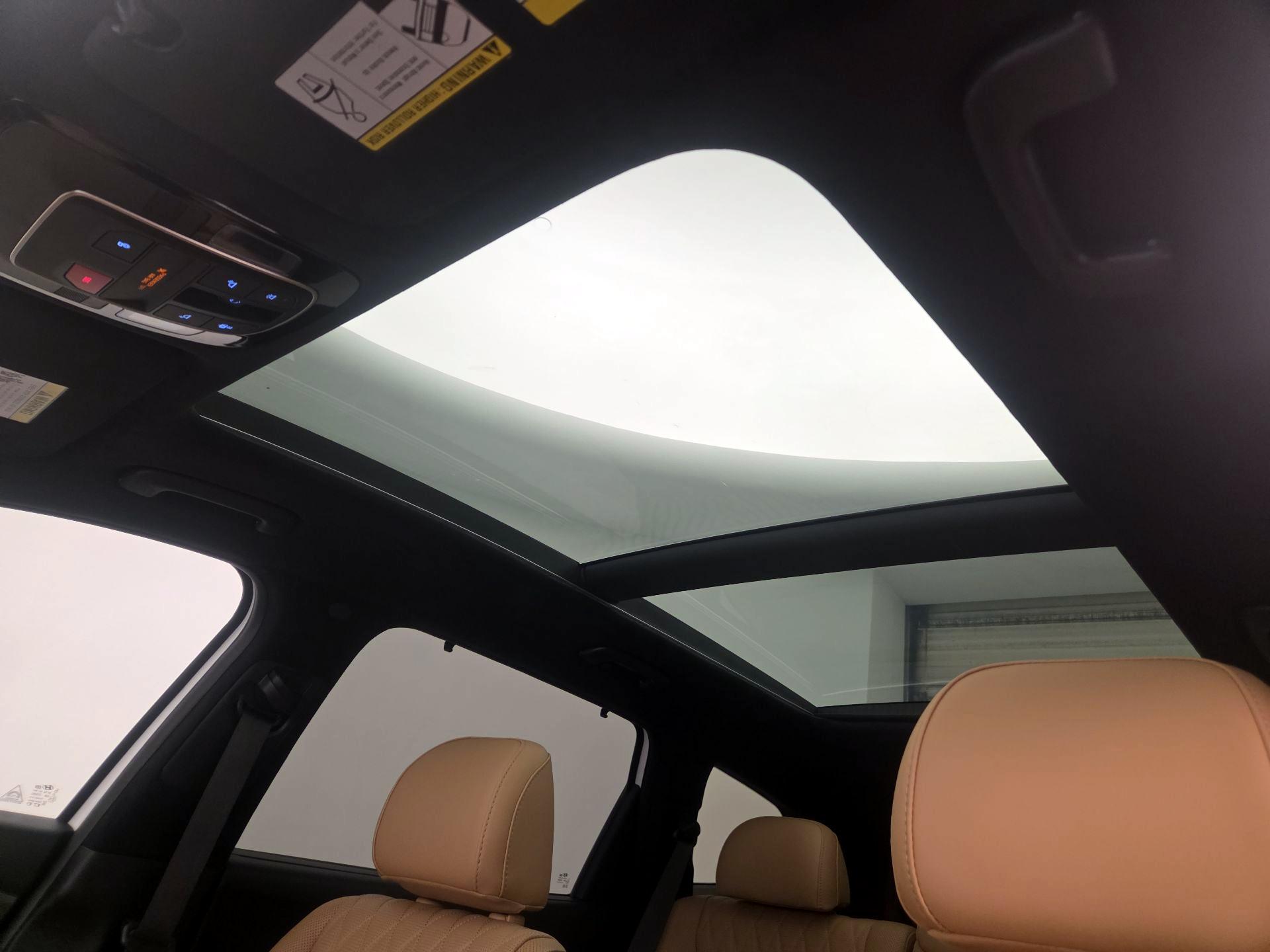 Thumbnail: 2023 Hyundai Santa Fe - 20