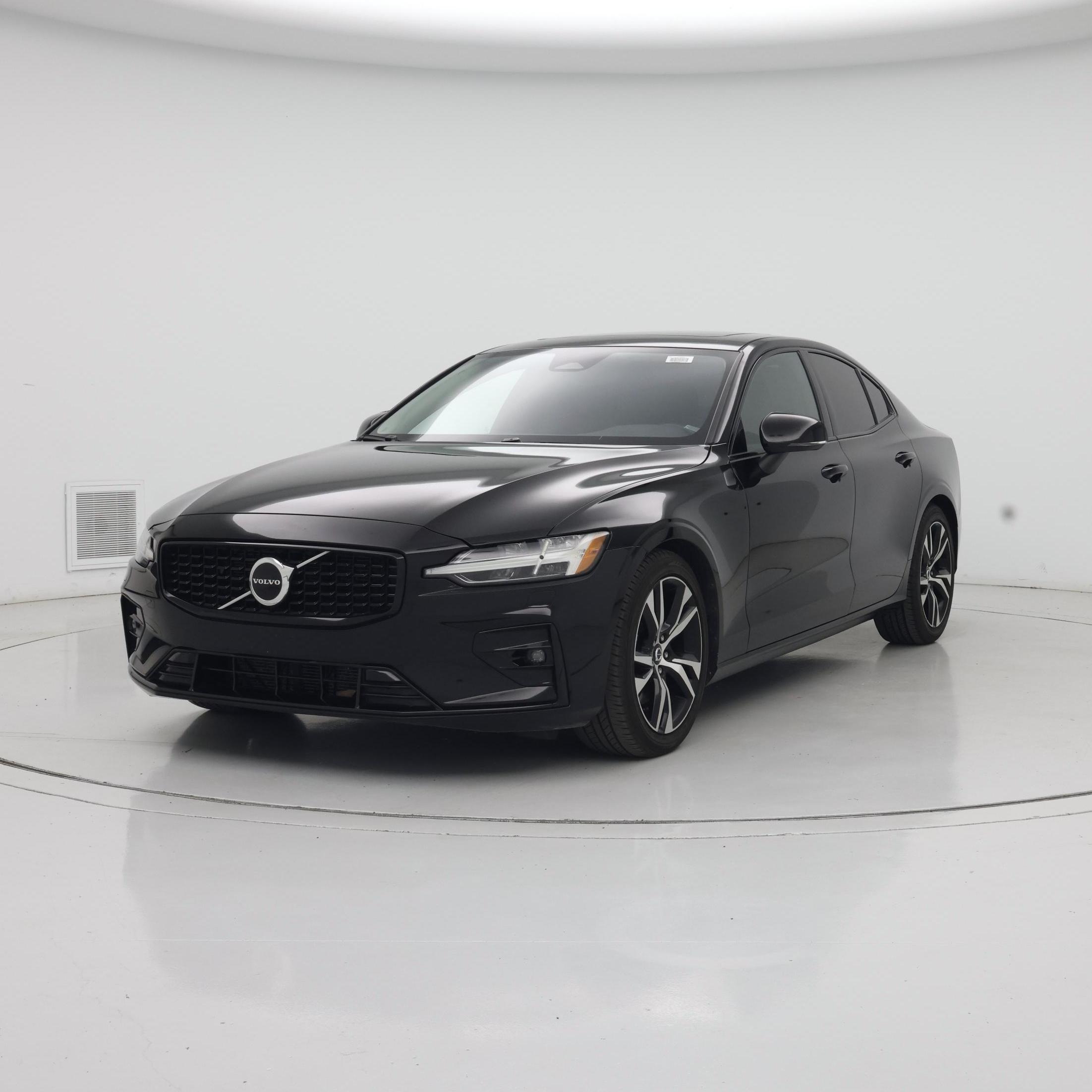 Thumbnail: 2023 Volvo S60 - 4