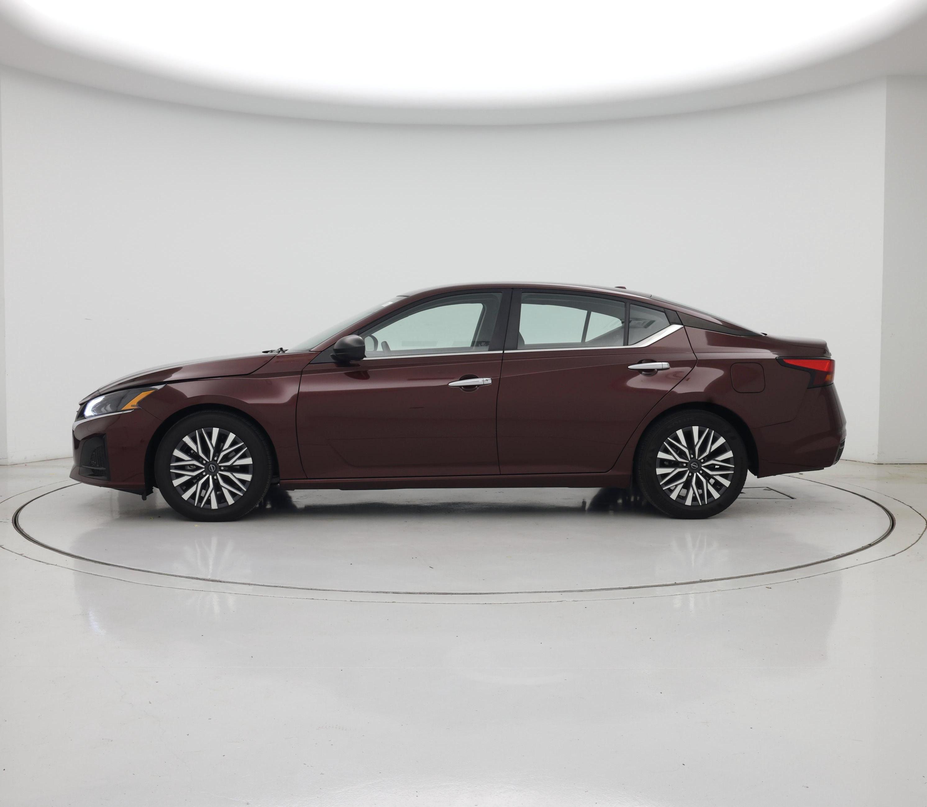 Thumbnail: 2024 Nissan Altima - 3