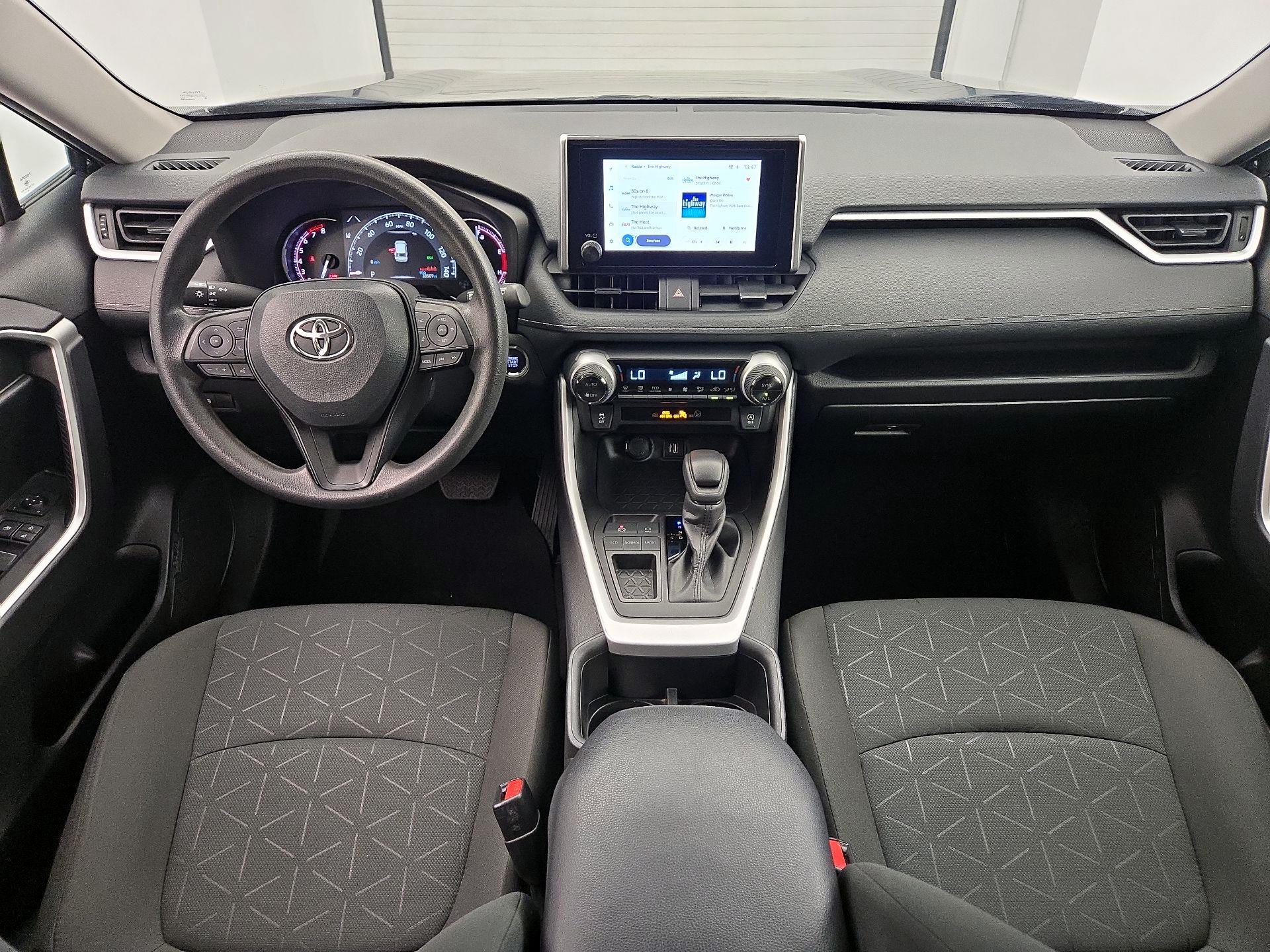 Thumbnail: 2024 Toyota RAV4 - 9