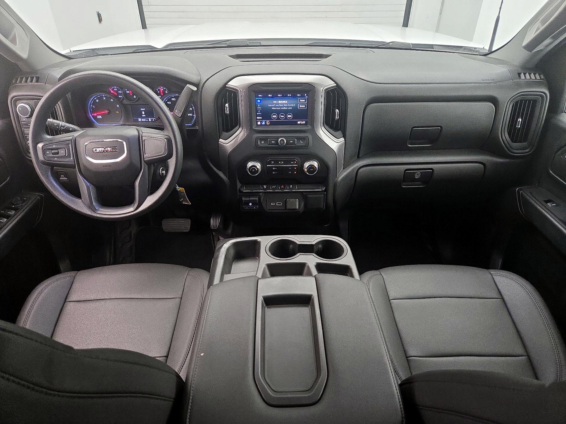 Thumbnail: 2022 GMC Sierra 3500 - 9