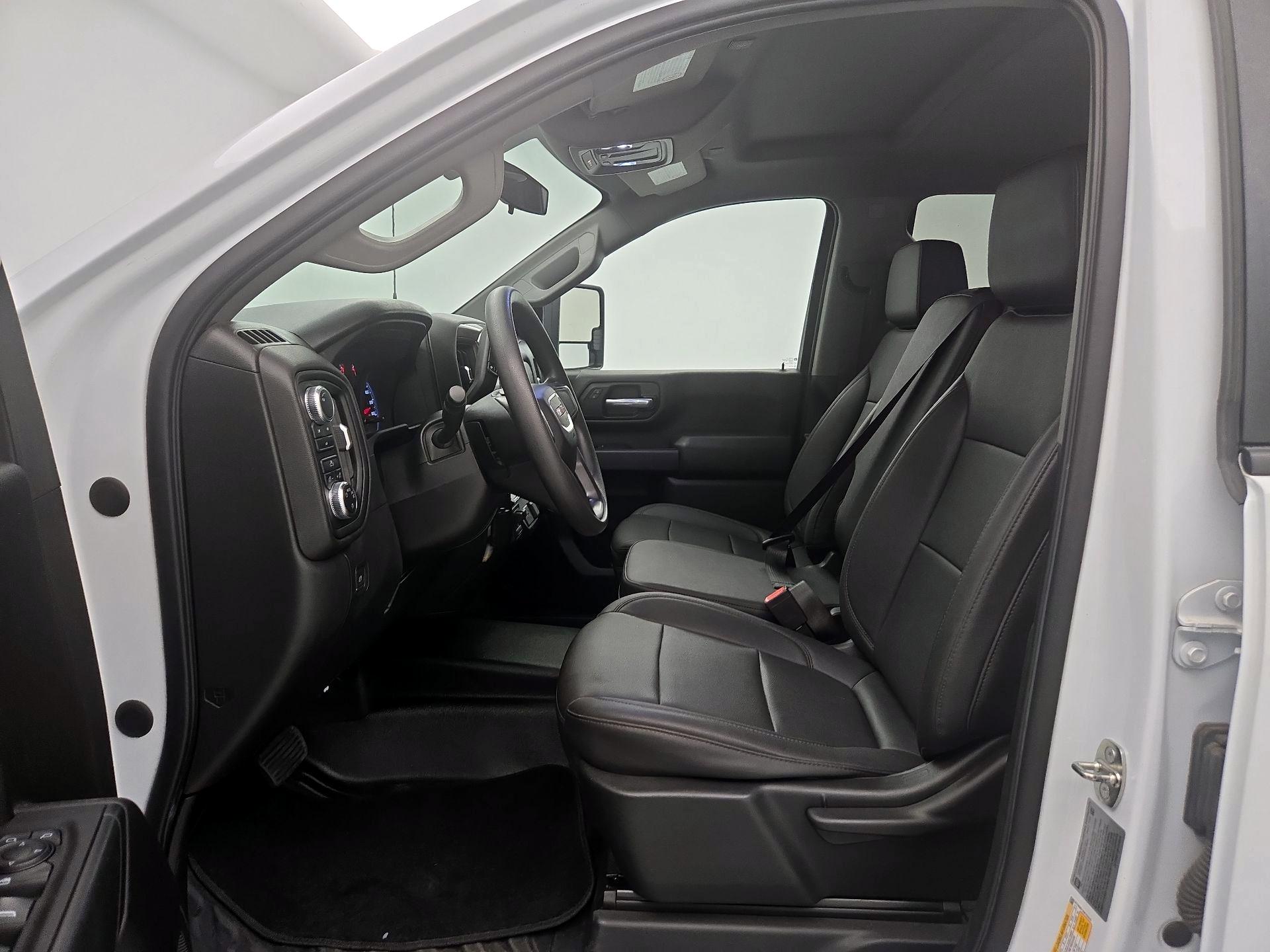 Thumbnail: 2022 GMC Sierra 3500 - 11