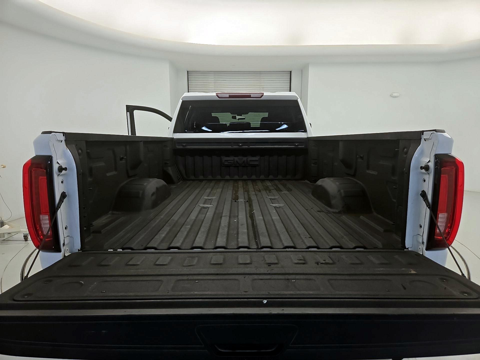 Thumbnail: 2022 GMC Sierra 3500 - 20