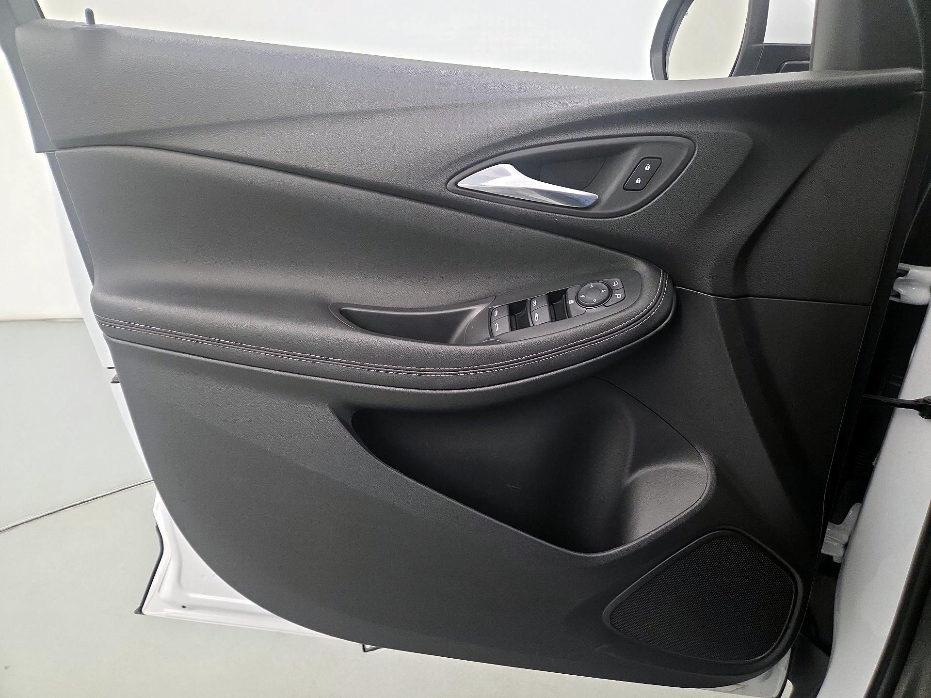 Thumbnail: 2025 Buick Encore GX - 12