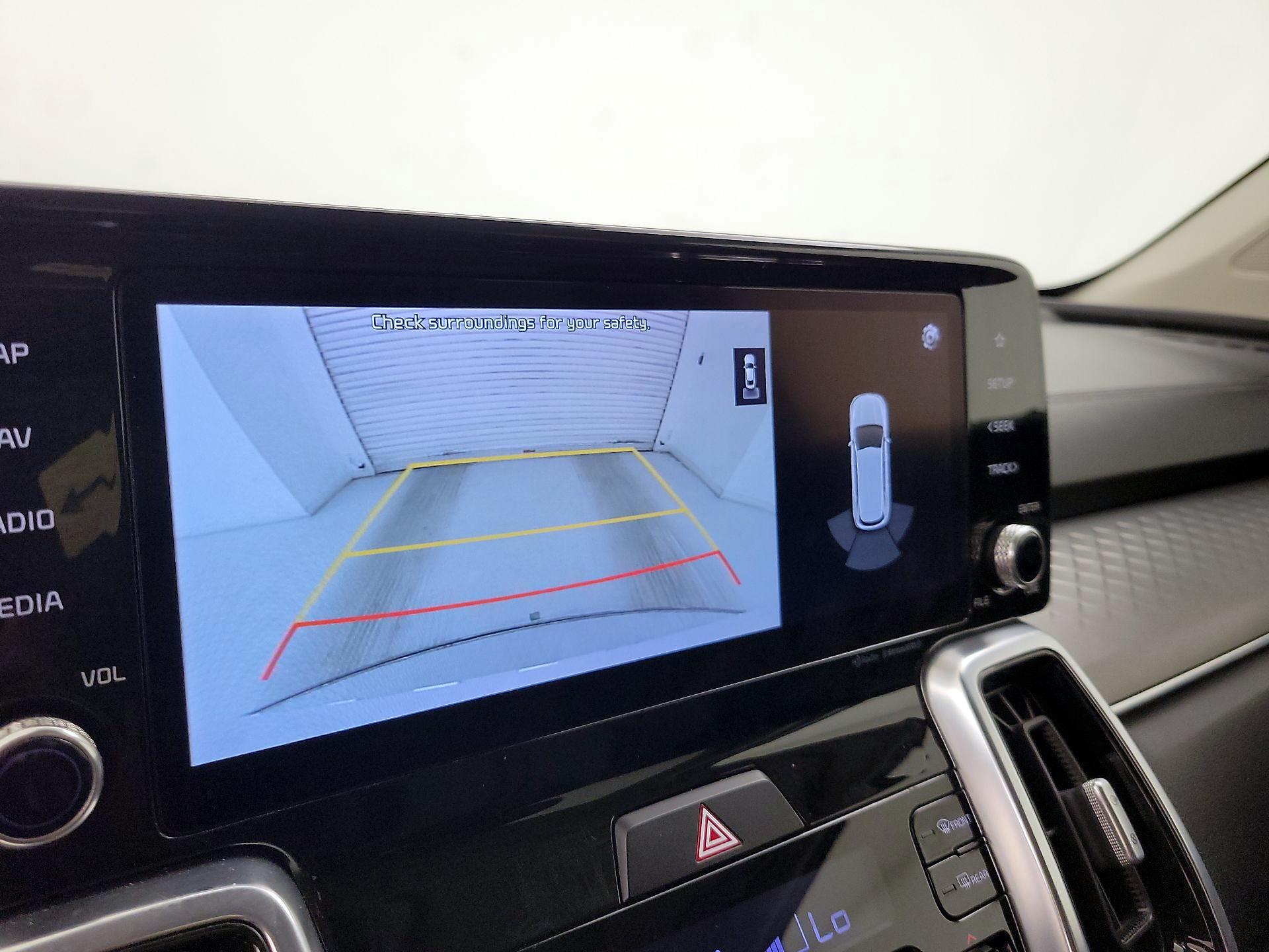 Thumbnail: 2021 Kia Sorento - 15