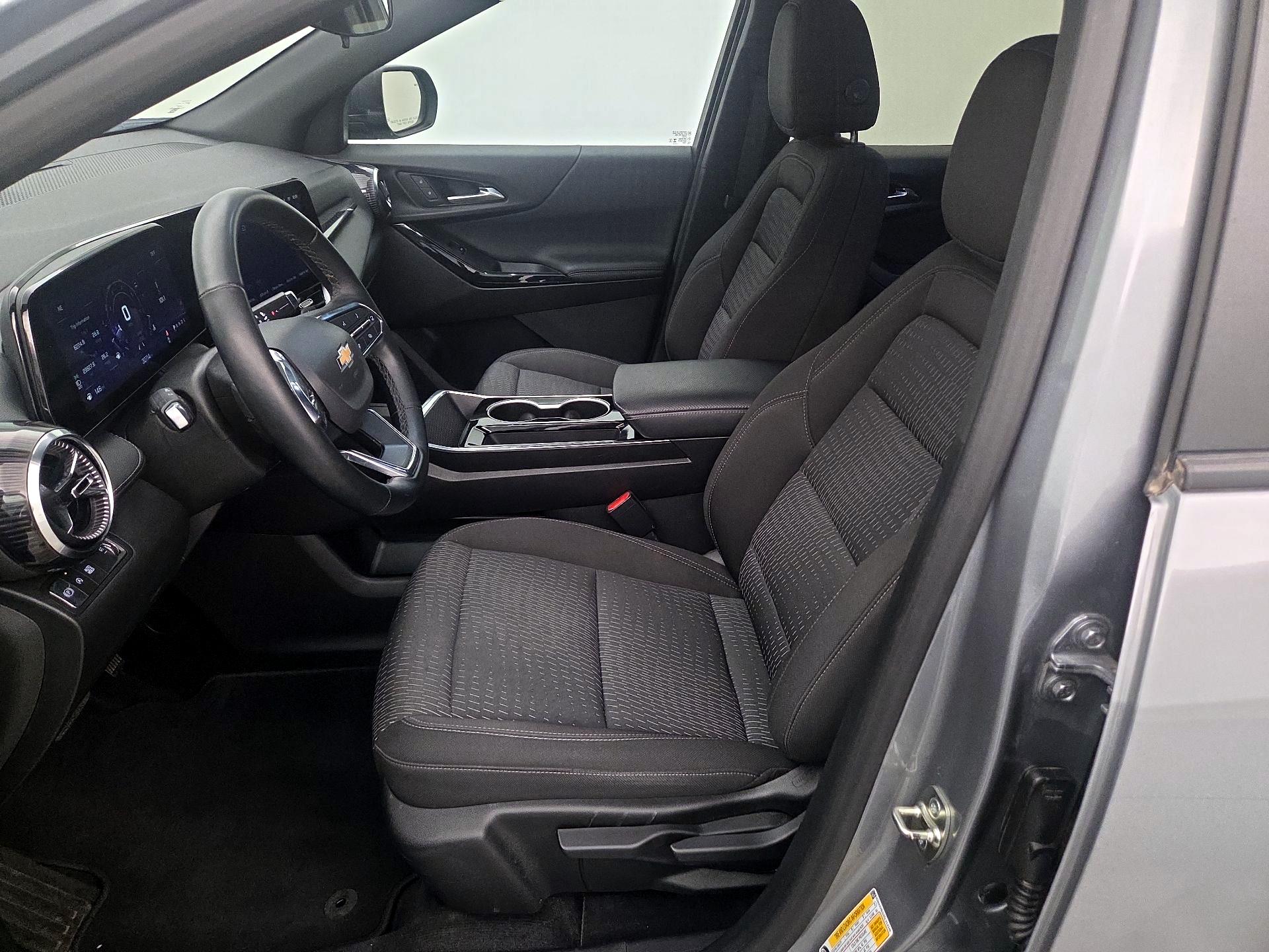 Thumbnail: 2025 Chevrolet Equinox - 11