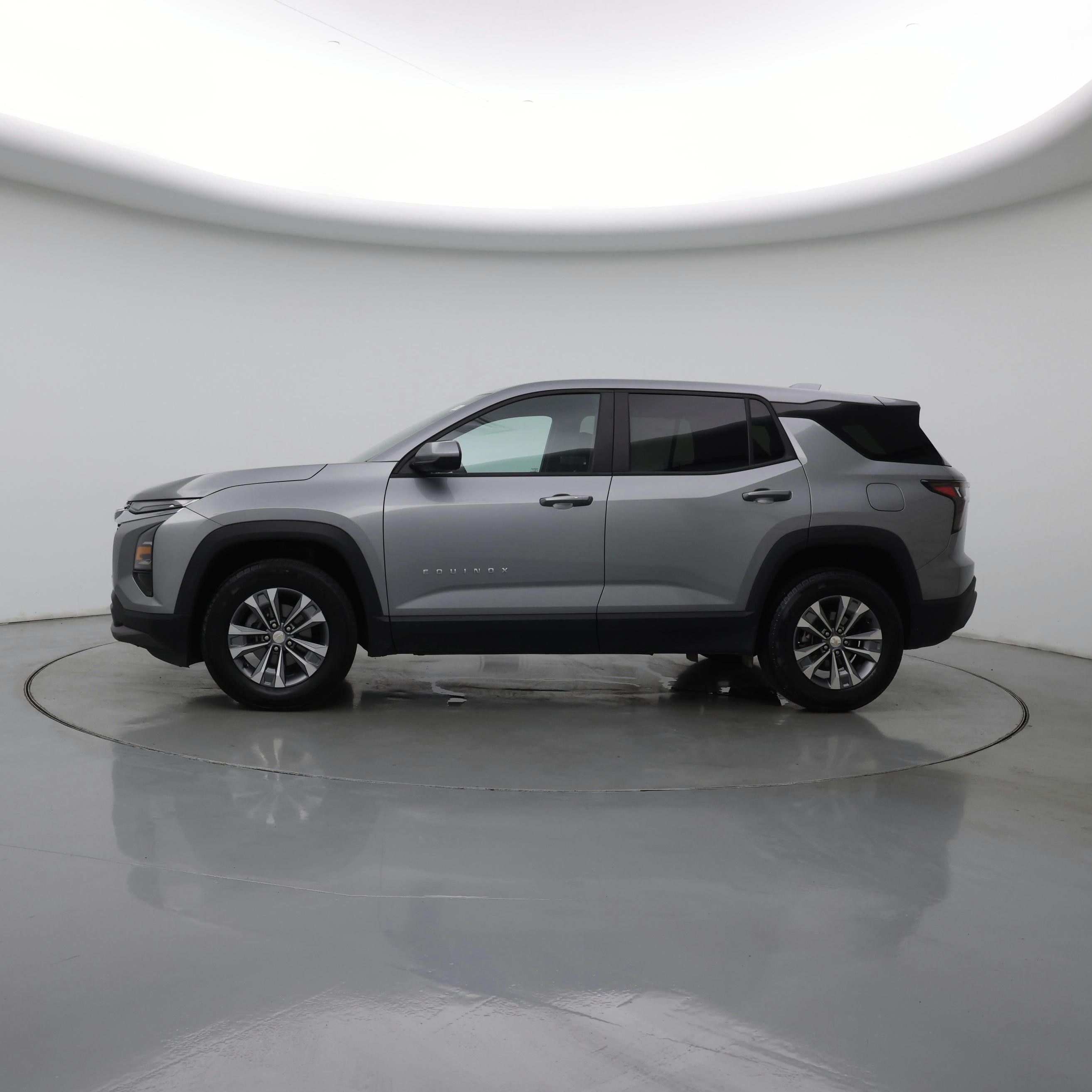 Thumbnail: 2025 Chevrolet Equinox - 3