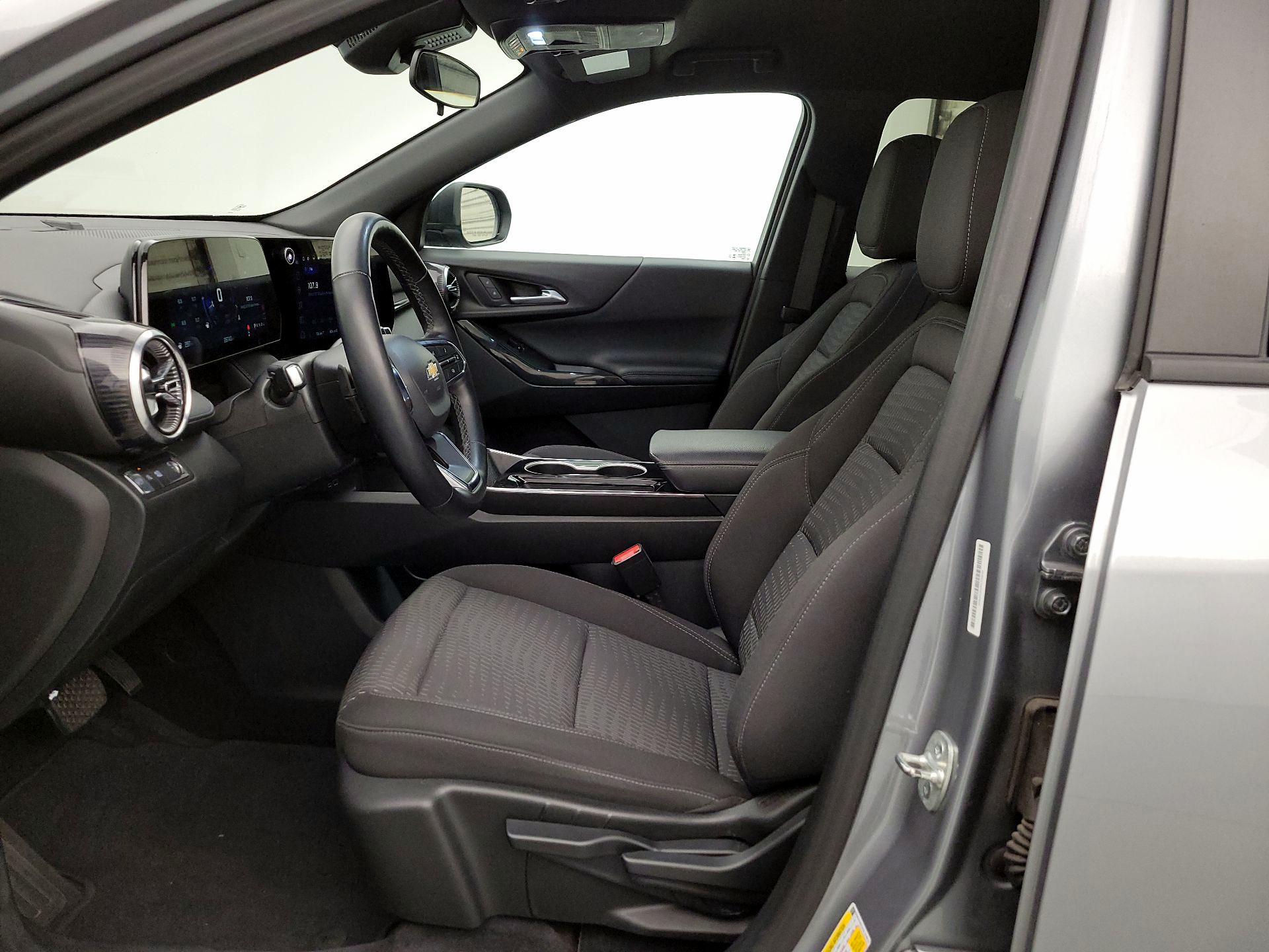 Thumbnail: 2025 Chevrolet Equinox - 11