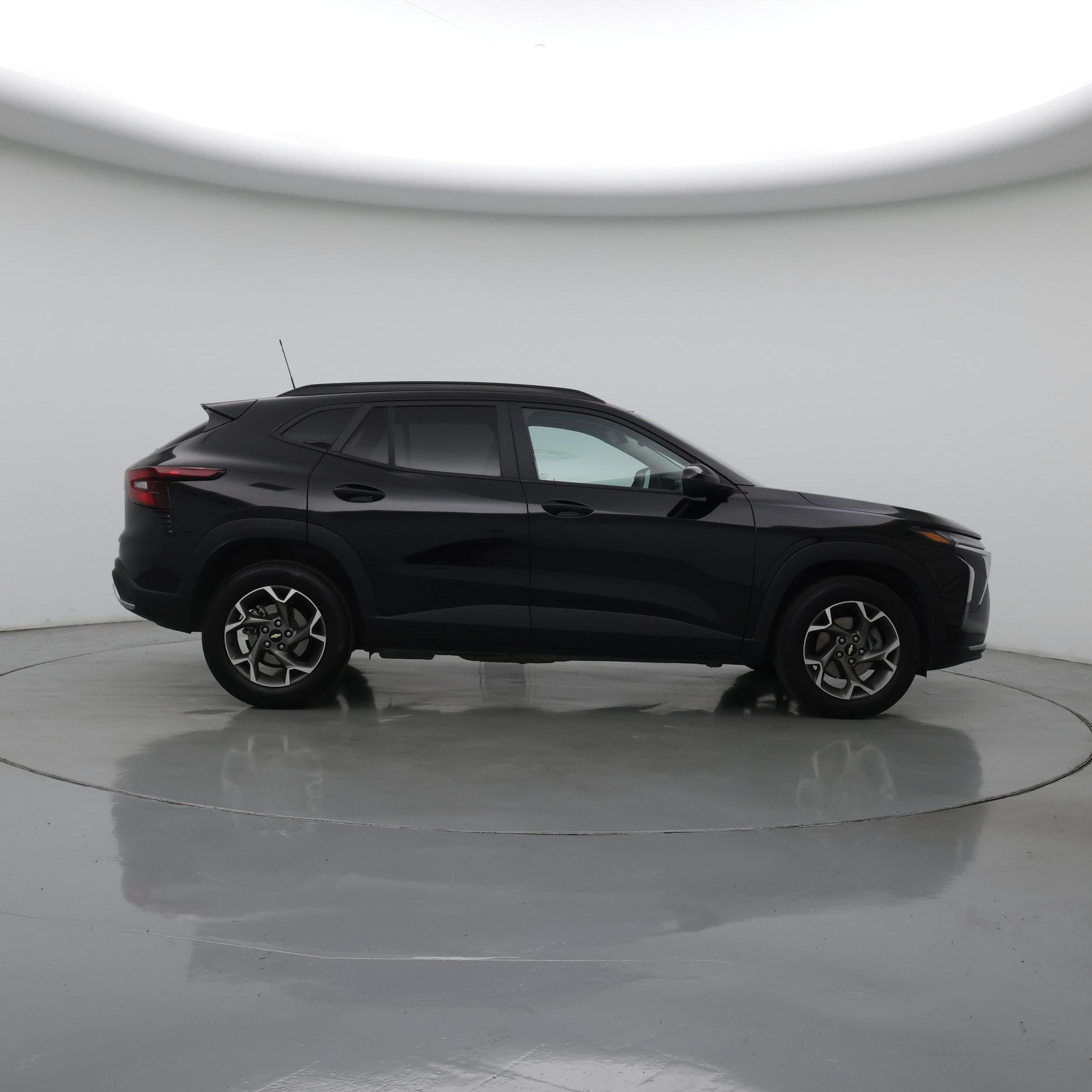 Thumbnail: 2025 Chevrolet Trax - 7