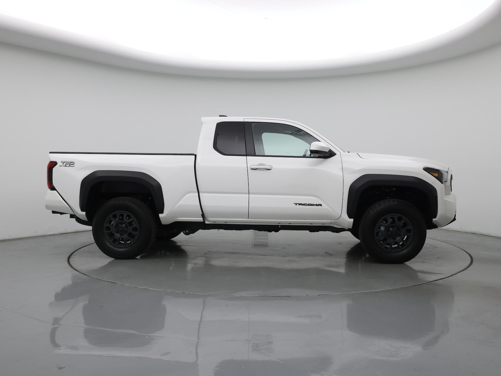 2025 Toyota Tacoma TRD PreRunner - Photo 8