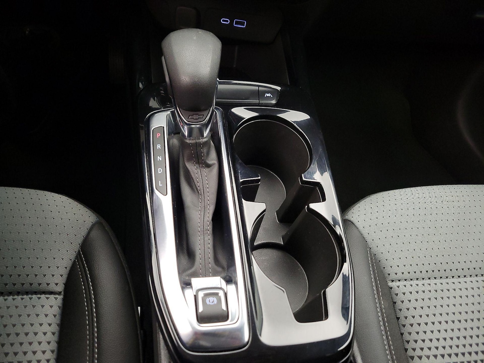 2025 Chevrolet Trax LT - Photo 18