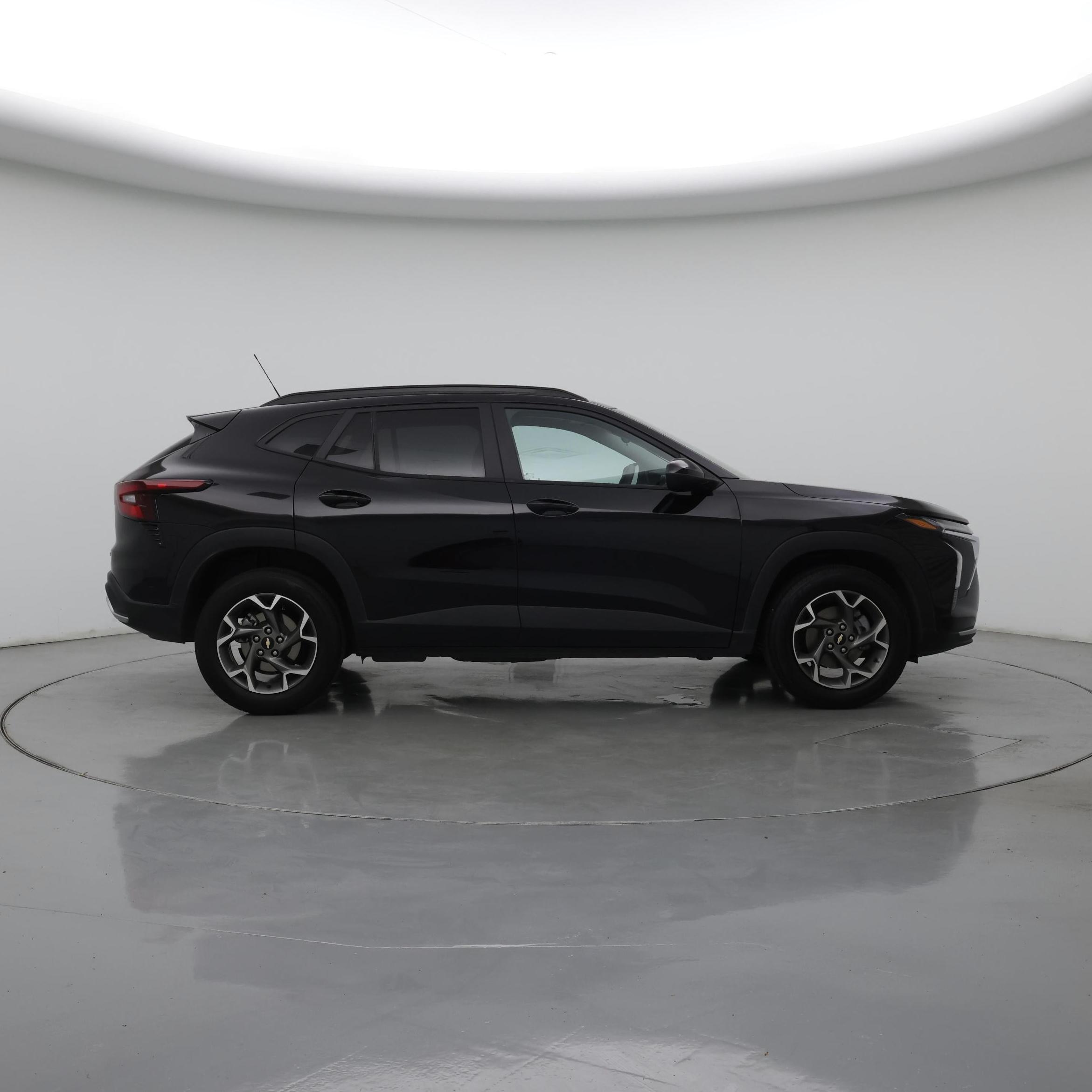 Thumbnail: 2025 Chevrolet Trax - 7