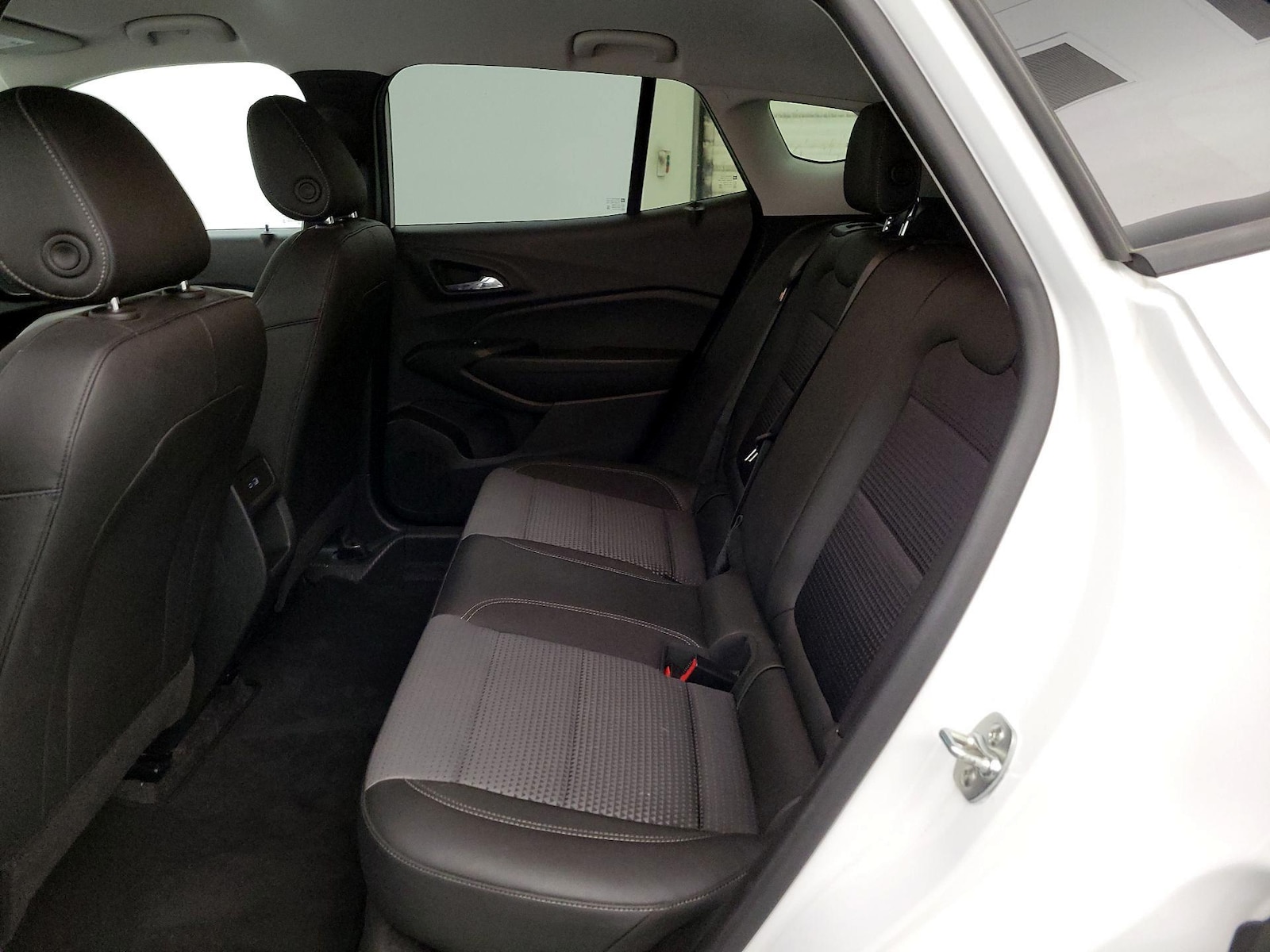 2025 Chevrolet Trax LT - Photo 20